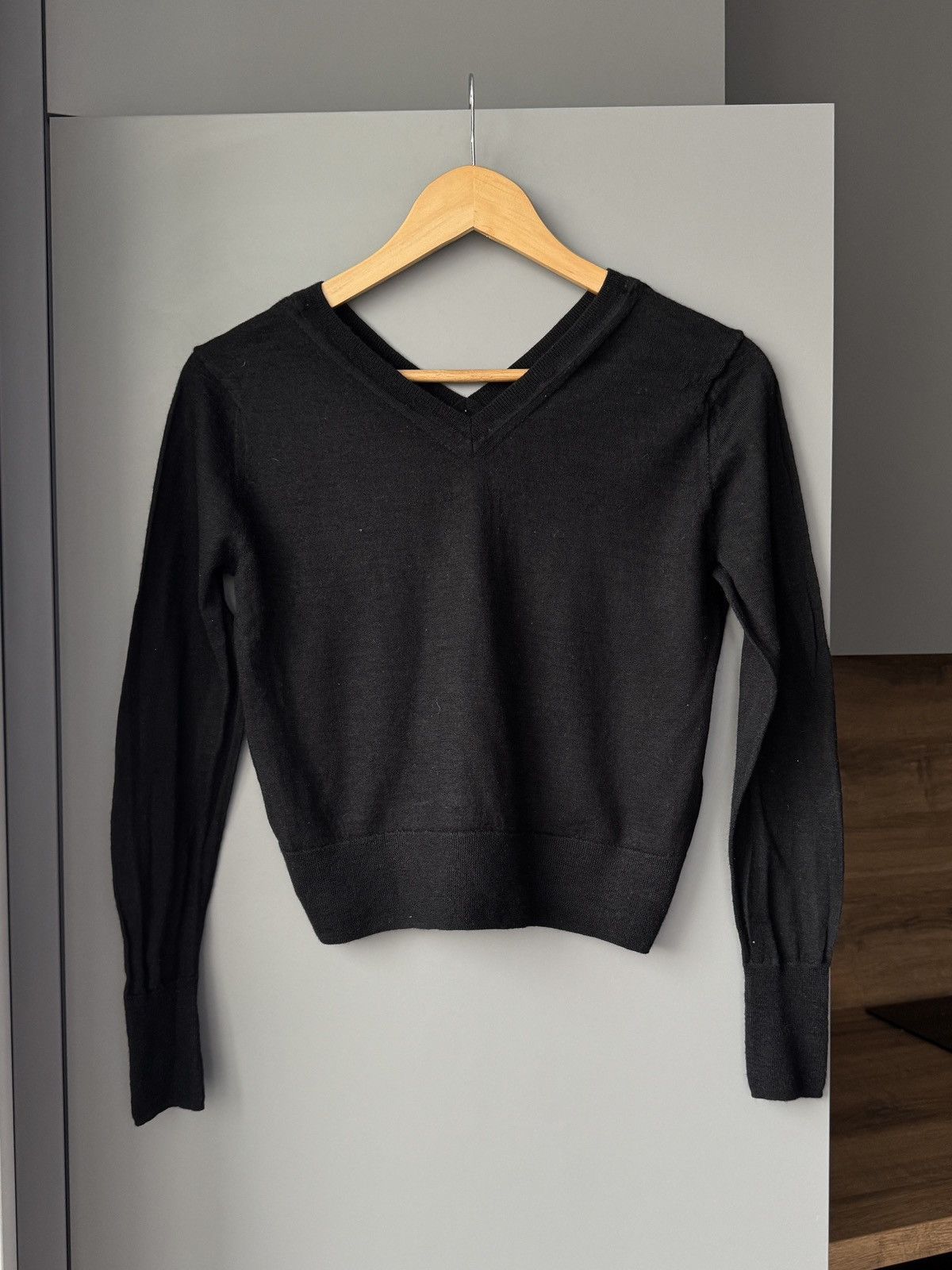 Isabel Marant Isabel Marant V-Neck Black Wool Silk Sweater Size XXS / US 00 / IT 34 - 1 Thumbnail