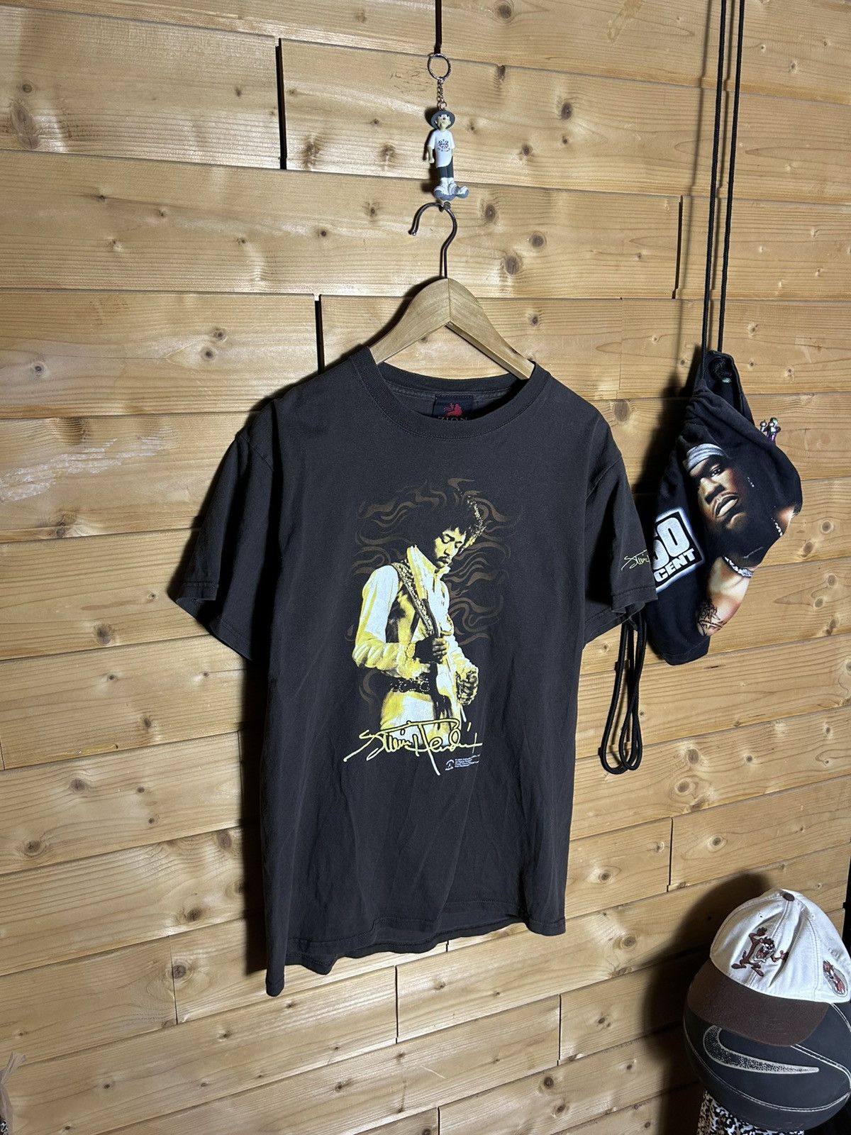 Jimi Hendrix Vintage 2004 Jimi Hendrix light brown t shirt Size US M / EU 48-50 / 2 - 2 Thumbnail