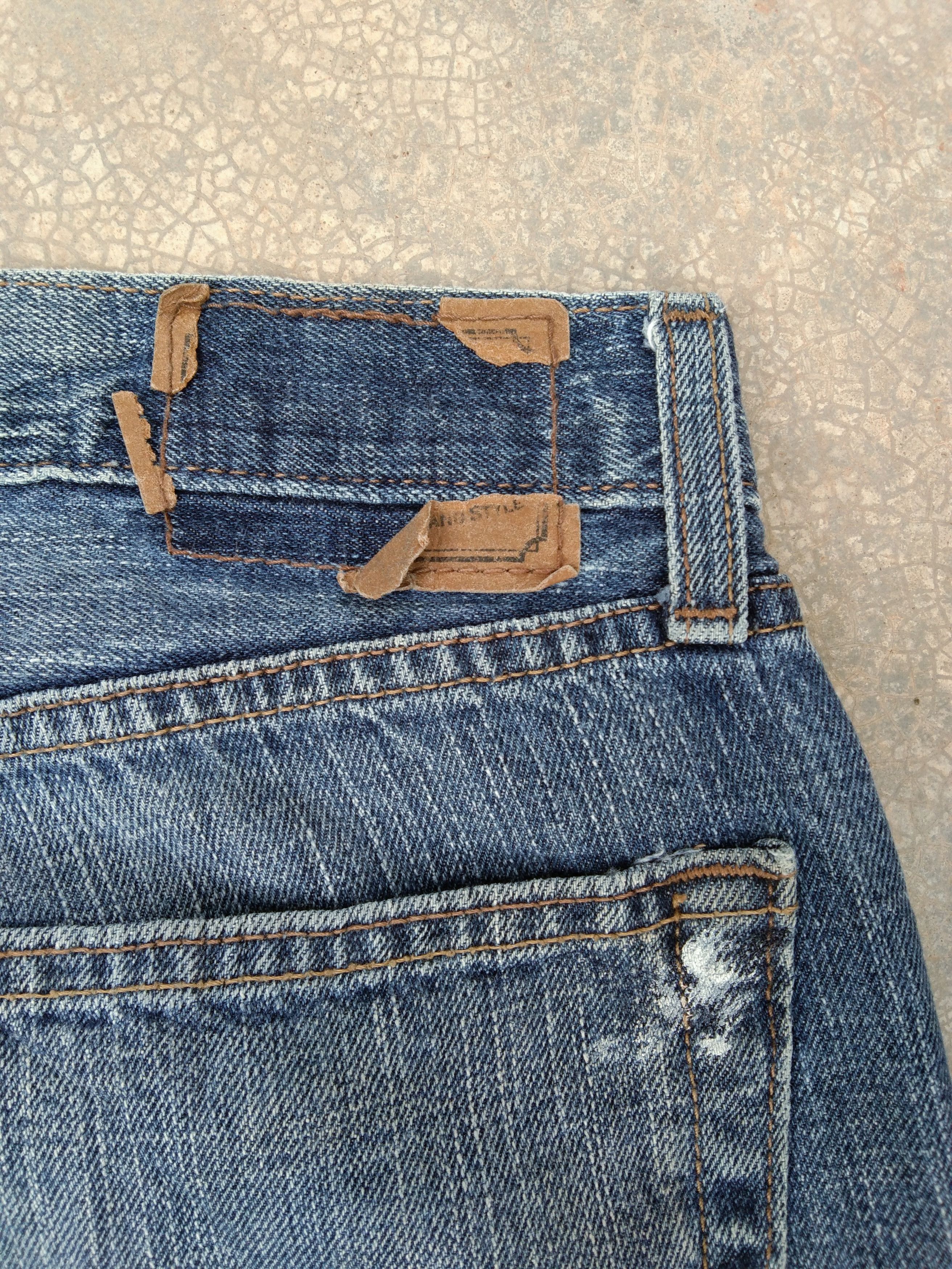 Levi's Vintage Levi's Signature Straight Leg Distressed Jeans 34x30 Size US 34 / EU 50 - 4 Thumbnail
