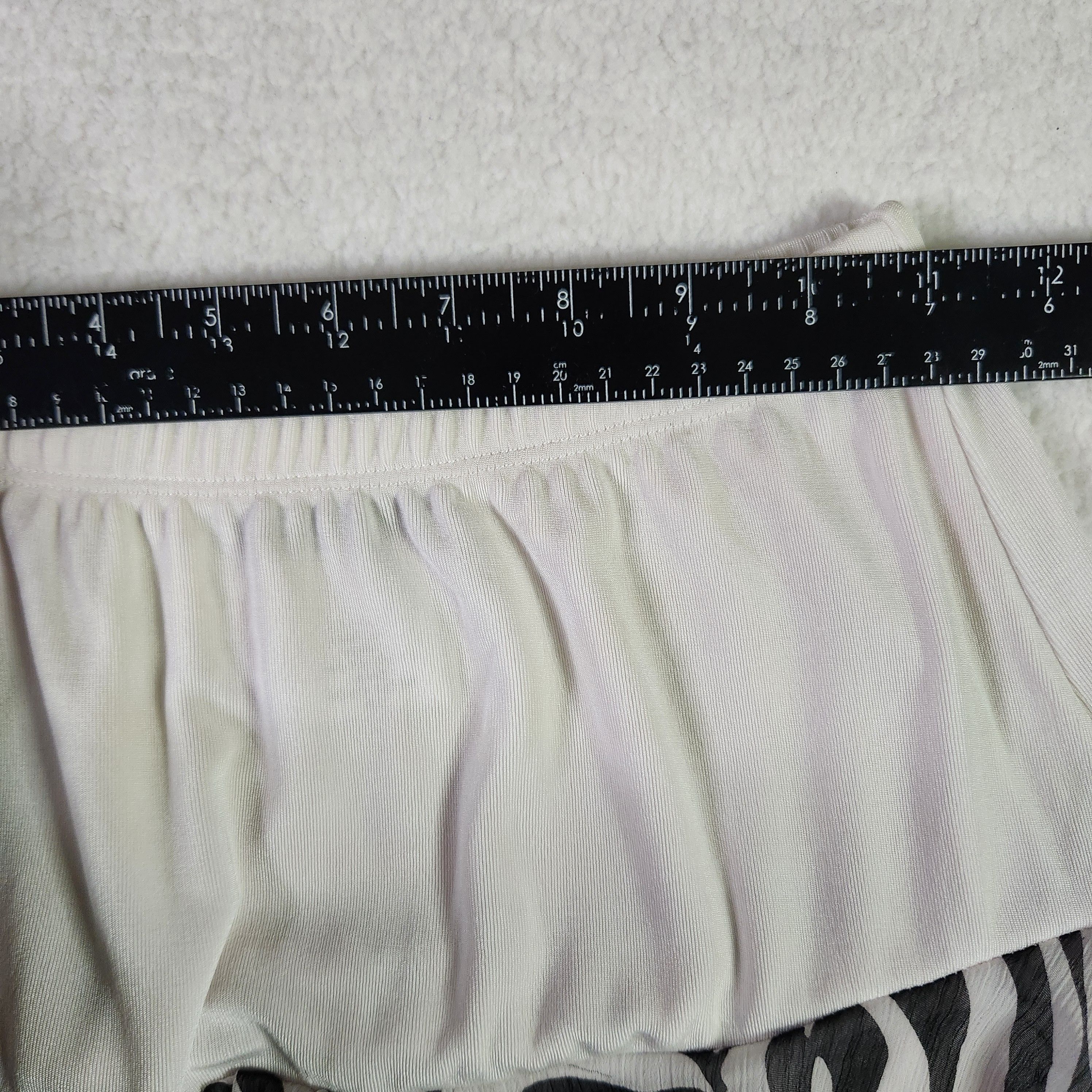 Vintage Slinky Brand Tiered VINTAGE Skirt XS Midi Made In USA Size 24" / US 00 / IT 34 - 6 Thumbnail