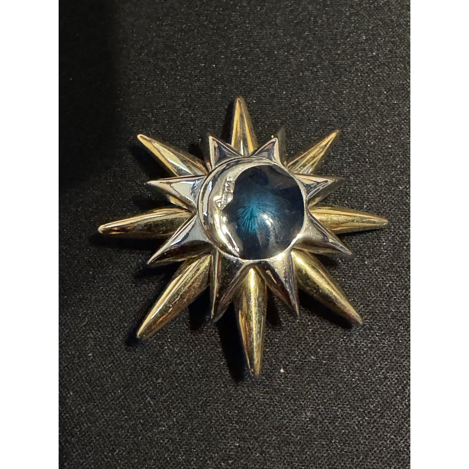 Liz Claiborne Vintage Liz Claiborne Starburst Sun Crescent Moon Brooch Size ONE SIZE - 3 Thumbnail