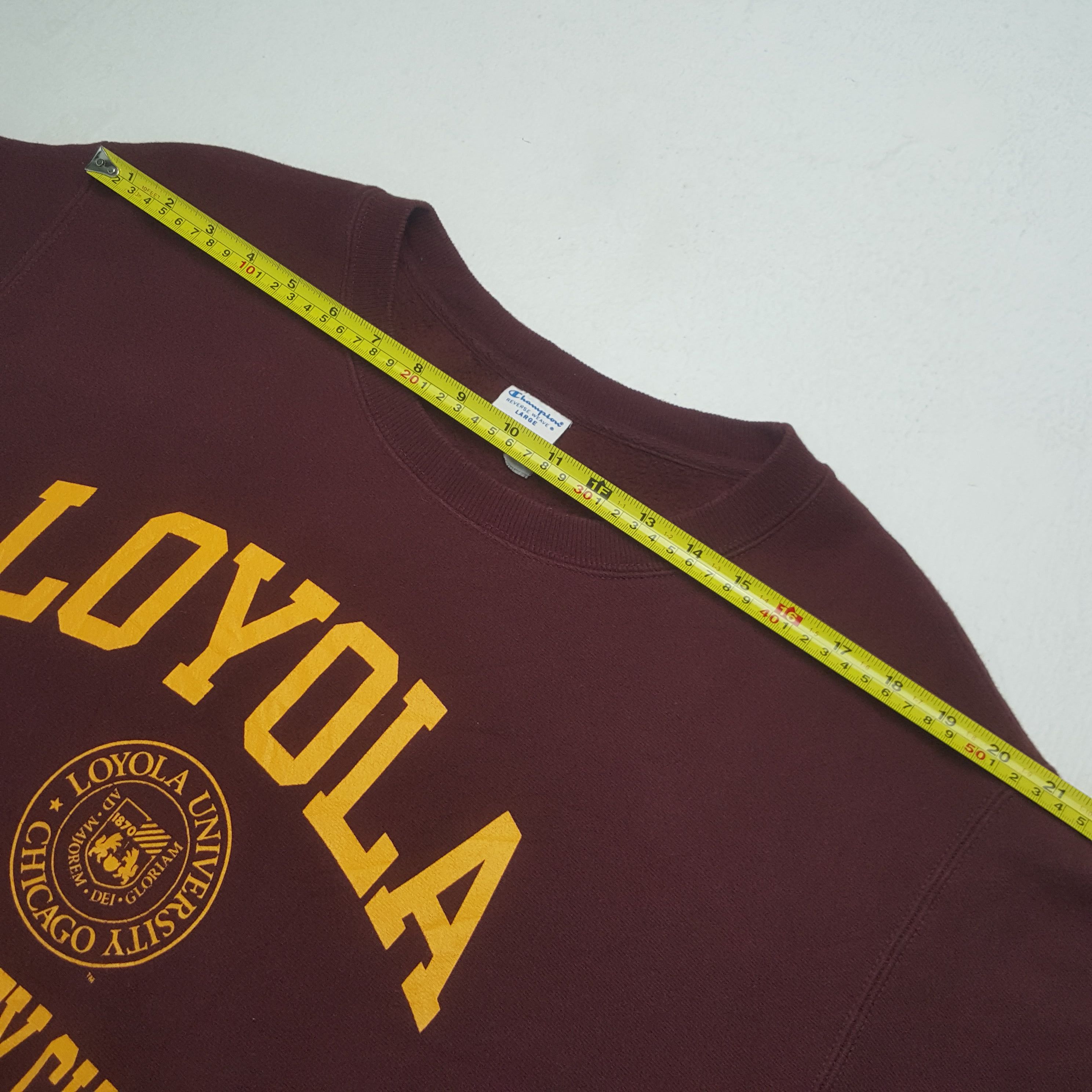 Other Vintage Loyola University Chicago Sweatshirt Size US L / EU 52-54 / 3 - 5 Thumbnail