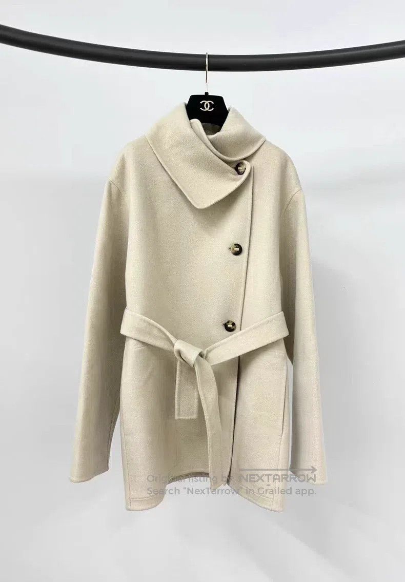 Hermes Hermes Oatmeal colored turn-down collar cashmere coat Size XS / US 0-2 / IT 36-38 - 1 Thumbnail