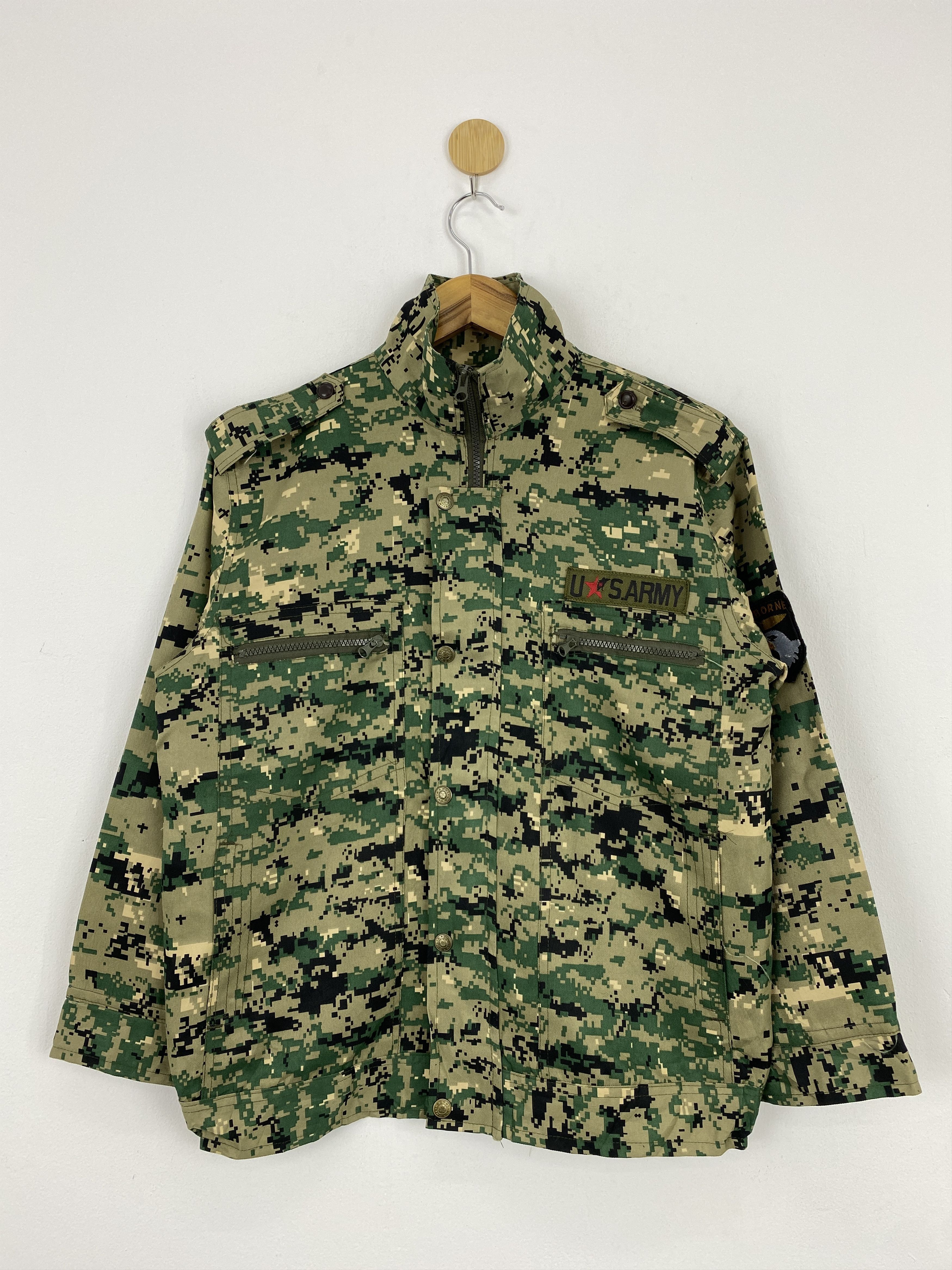 Vintage Vintage US Air Army Airbone Military Camouflage Jacket J1740 Size US M / EU 48-50 / 2 - 1 Thumbnail