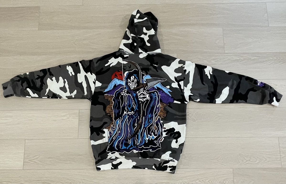 Warren Lotas Warren Lotas Urban Camo Distressed Arrowman Hoodie Size US L / EU 52-54 / 3 - 1 Thumbnail