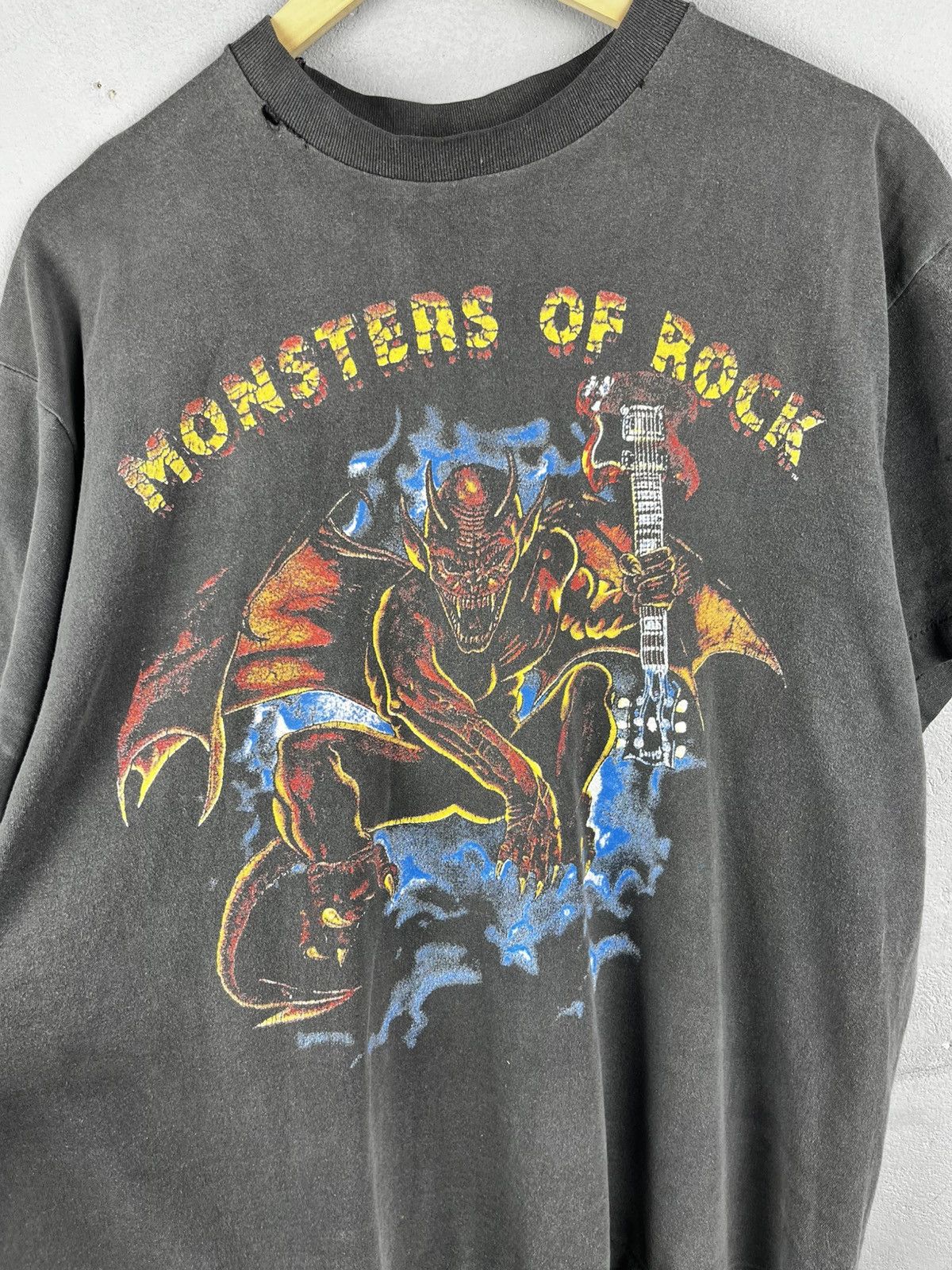AC/DC 1991 Vintage Monsters of Rock Tour Metallica Donington Size US XL / EU 56 / 4 - 2 Thumbnail
