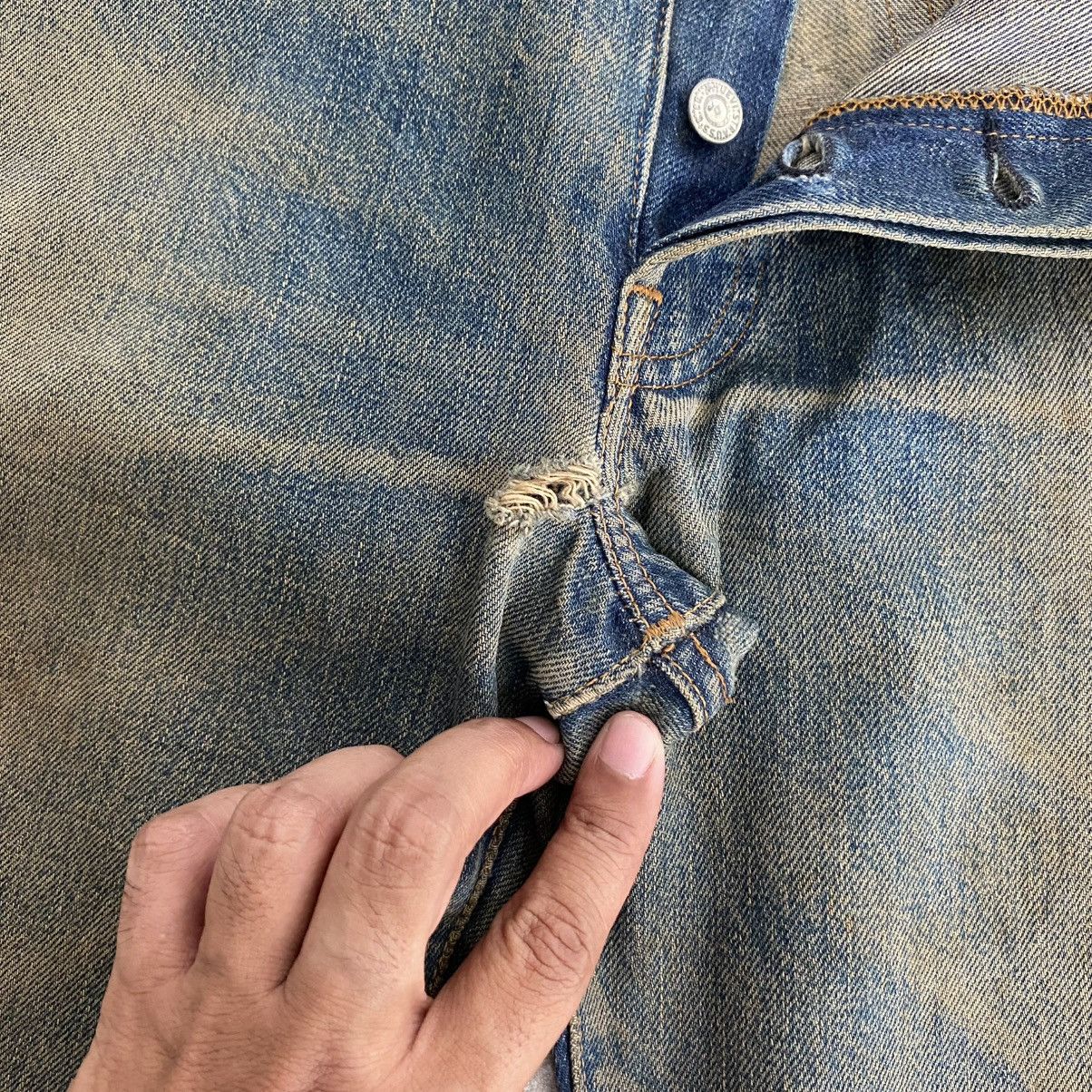 Levi's Thrashed! Vintage 90’s Levis 501 Big E Selvedge Jeans Size US 32 / EU 48 - 11 Thumbnail