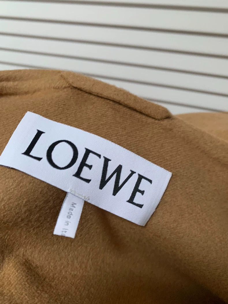 Loewe Loewe Classic camel colored wool coat with hat Size S / US 4 / IT 40 - 4 Thumbnail