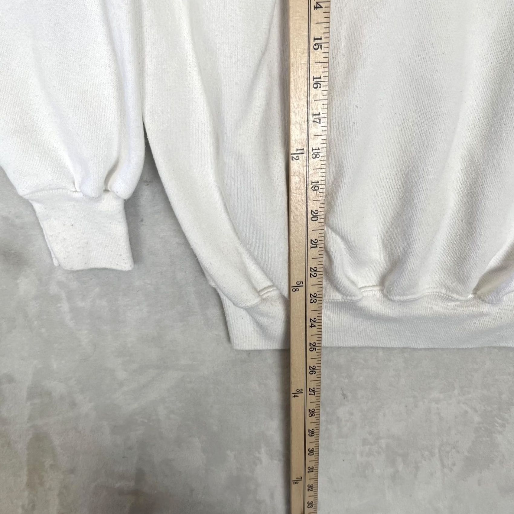 Vintage VINTAGE Ultra Sweats Sweatshirt White Blank Raglan Mens Large Crewneck USA Made Size US L / EU 52-54 / 3 - 2 Thumbnail