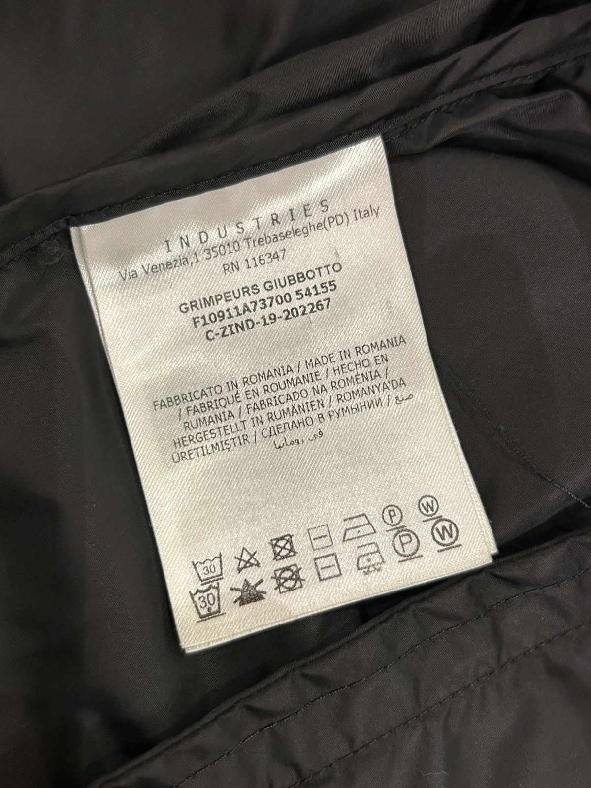 Moncler Moncler Windbreaker Jacket Black Size US XL / EU 56 / 4 - 5 Thumbnail