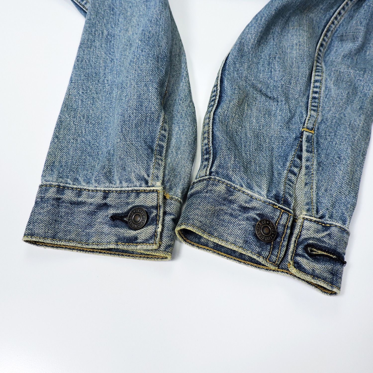 Levi's LEVI'S LVC TYPE III BIG E BUTTON 359 DENIM JACKET Size US M / EU 48-50 / 2 - 11 Thumbnail