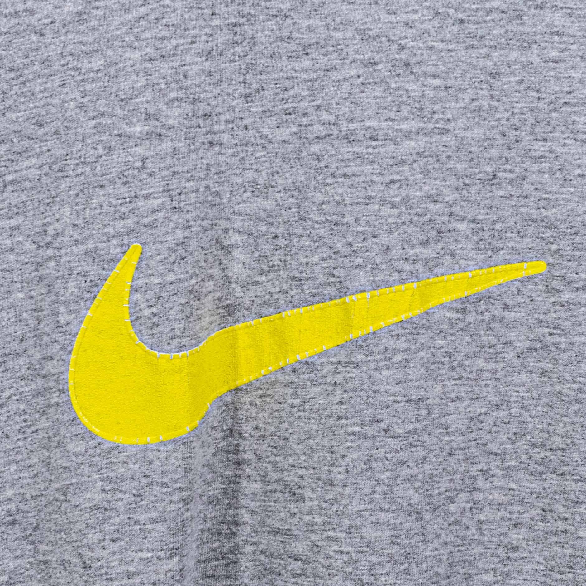 Nike NIKE Center Swoosh Logo T-Shirt VTG 90s Sports Skate Size US L / EU 52-54 / 3 - 4 Thumbnail