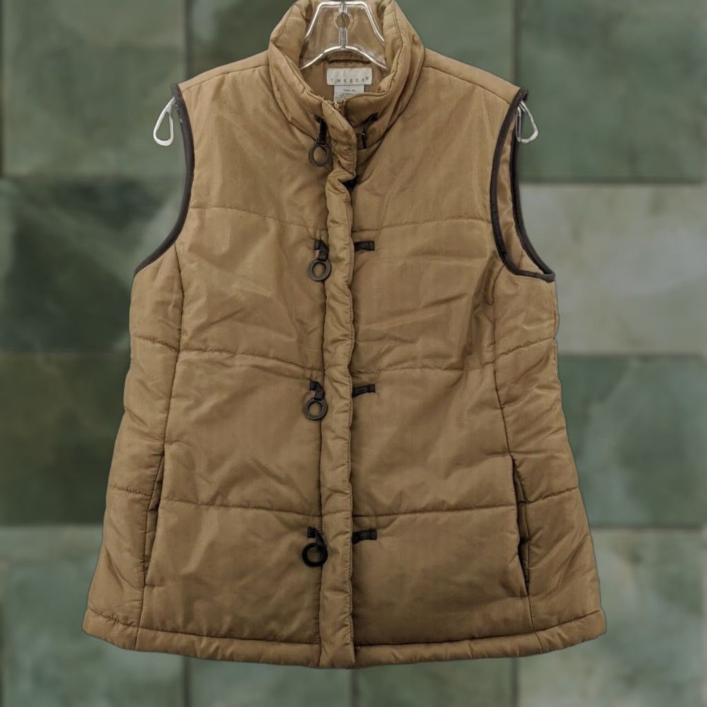 Vintage Tweeds Vest Puffer Vest Women's Medium Toggle Clasp Gold Polyester Solid Short Sleeveless Jacket/Coat Vest Women M Gold Tweeds Puffer Vest Size M / US 6-8 / IT 42-44 - 1 Thumbnail