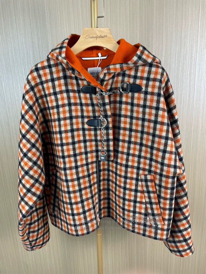 Hermes Hermes Multicolor Plaid Cashmere Coat Size XS / US 0-2 / IT 36-38 - 1 Thumbnail