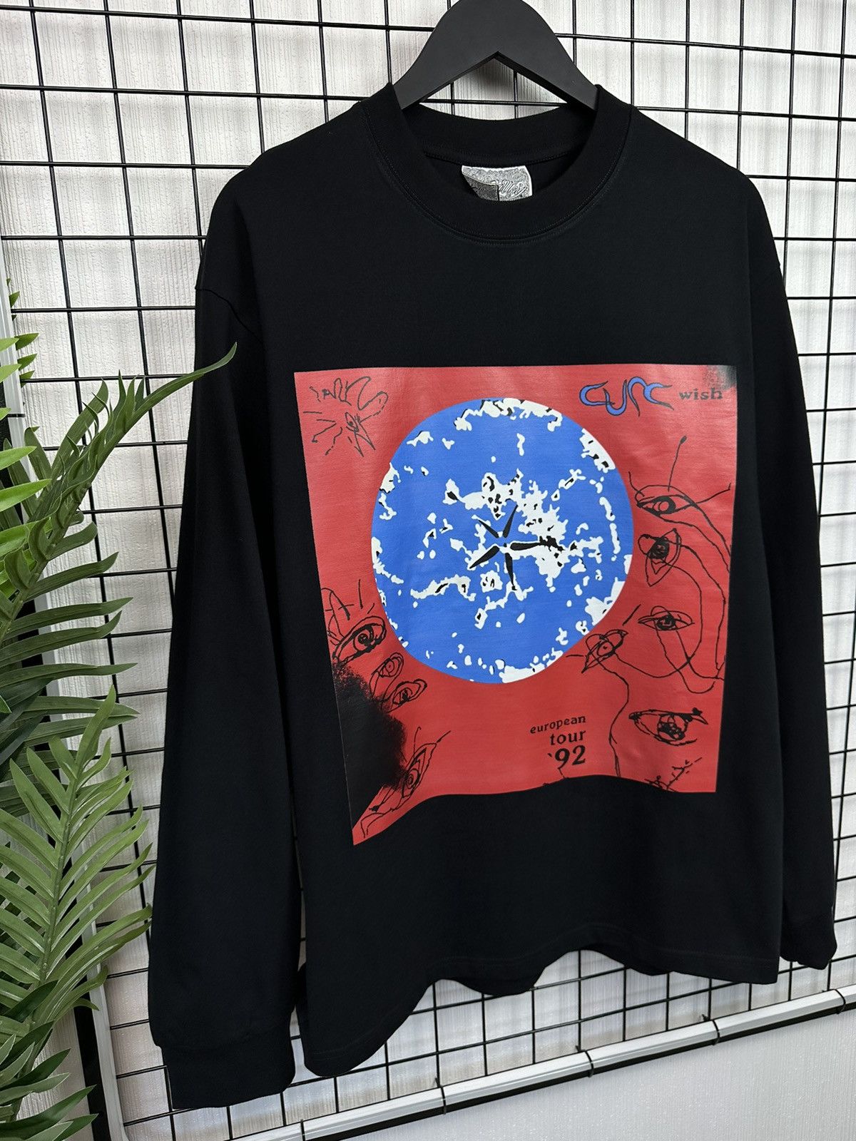 Band Tees The Cure “Wish” album Black Long sleeve Men L Tee shirt Size US L / EU 52-54 / 3 - 3 Thumbnail