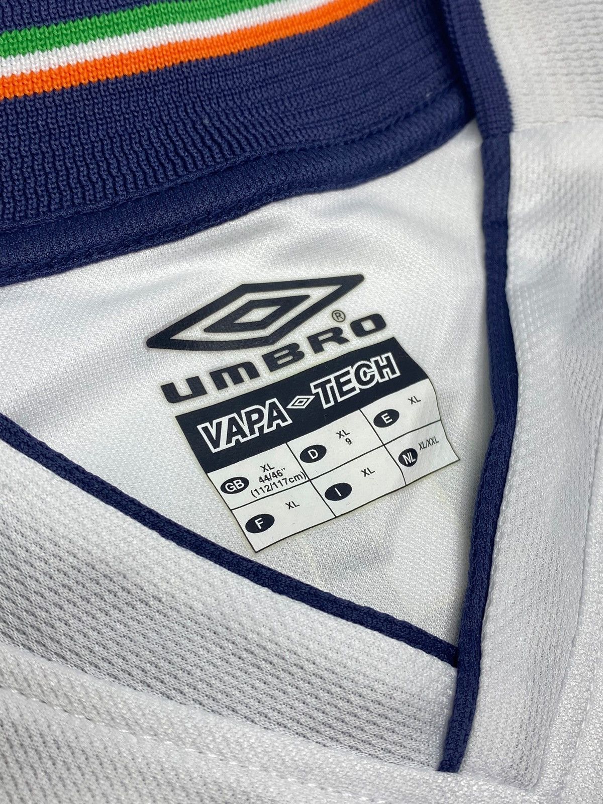 Umbro #2 O’Shea Ireland National Team 2002 Away Football Shirt Size US XL / EU 56 / 4 - 15 Thumbnail