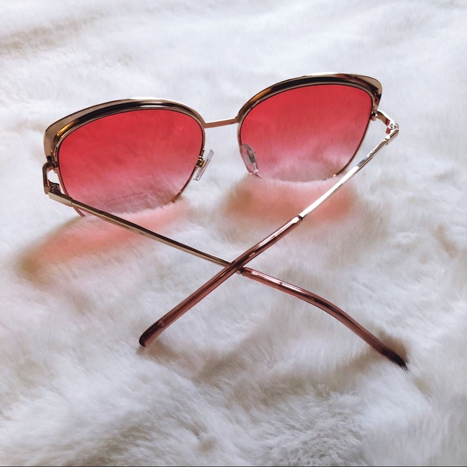 Other Robbie Pink Full Rim Retro Cat Eye Sunglasses Size ONE SIZE - 10 Thumbnail