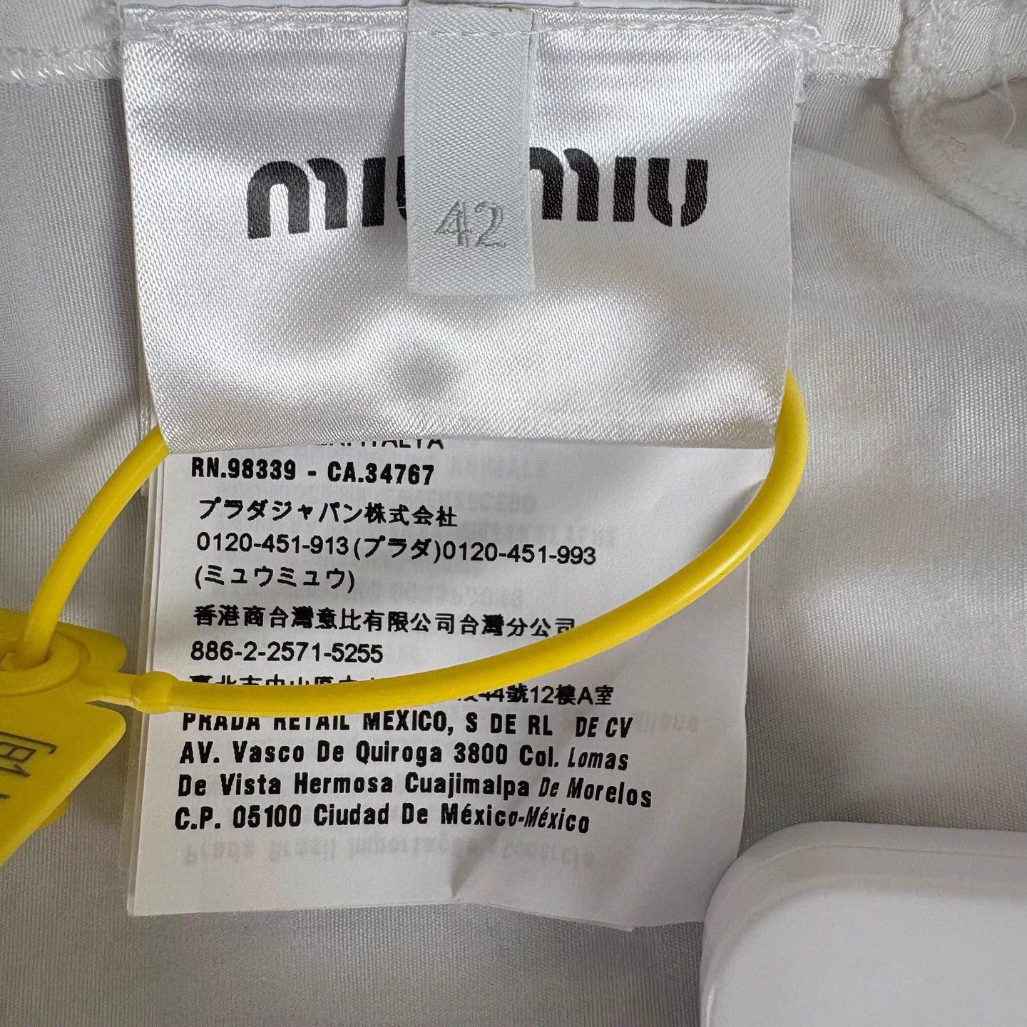 Miu Miu Miu Miu Petal Collar Back Logo Shirt 42 Size M / US 6-8 / IT 42-44 - 6 Thumbnail