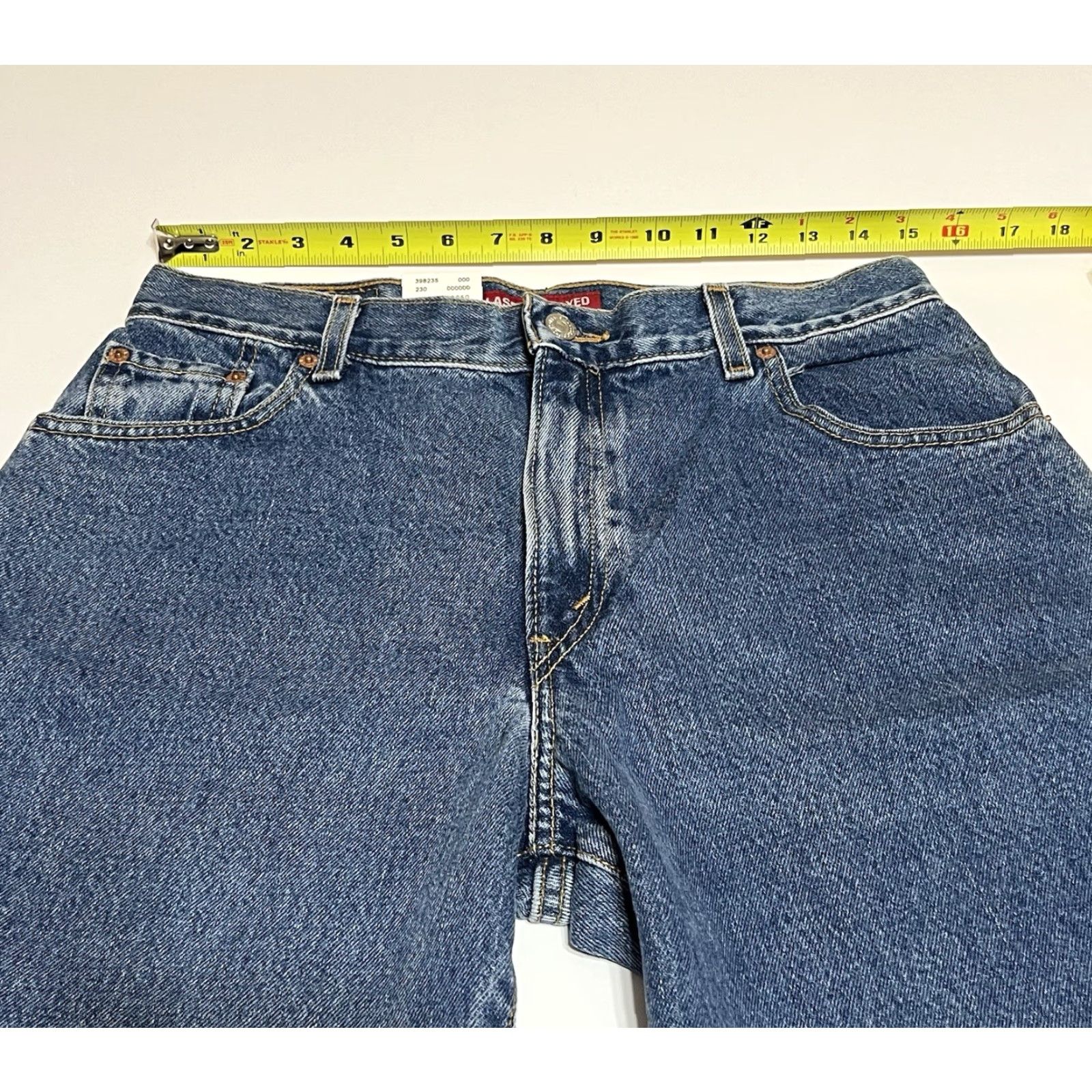 Levi's VINTAGE Levi's 550 Jeans Women 12 30x30 Blue Denim NWT Y2K Relaxed Classic 5-Pocket Button Zip High Rise,Tapered Mens Girls Womens Size 34" / US 12 / IT 48 - 3 Thumbnail