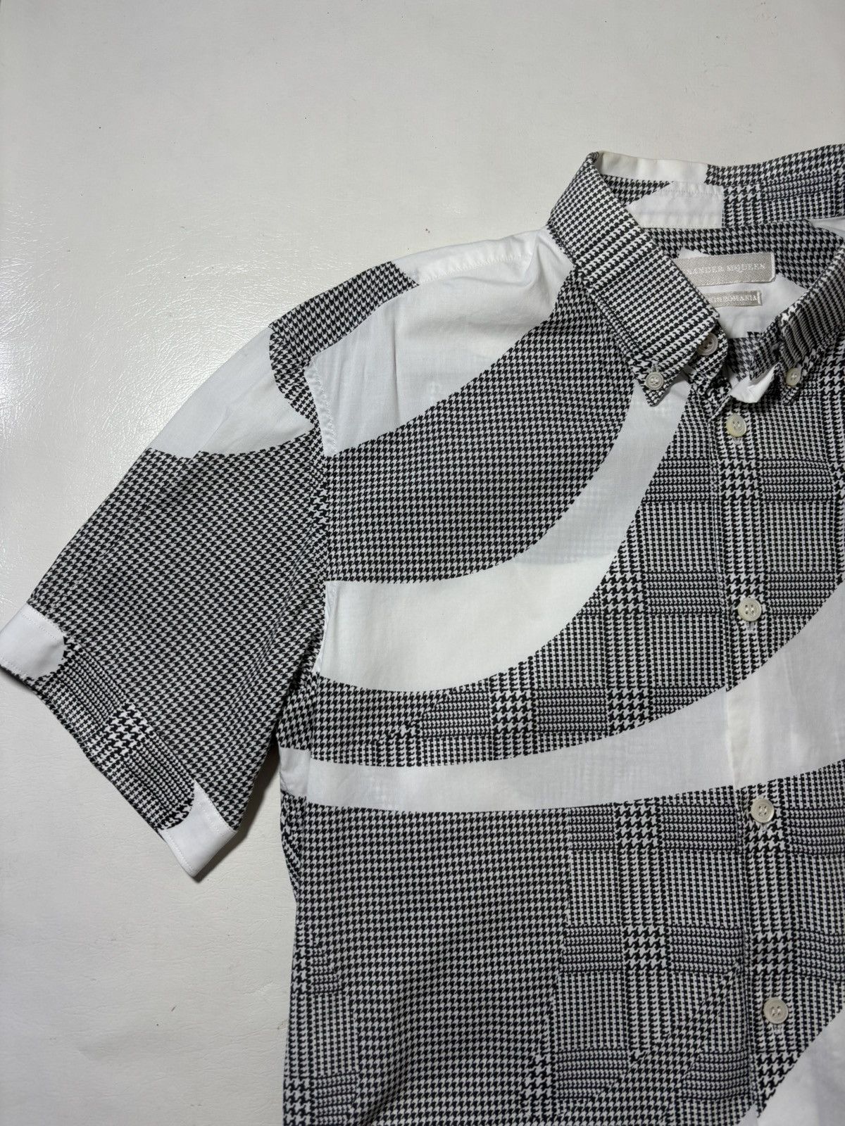 Alexander McQueen Alexander McQueen Shirt Size US M / EU 48-50 / 2 - 10 Thumbnail