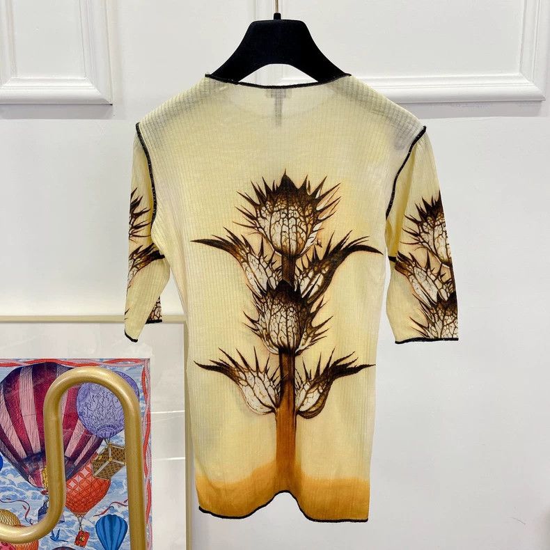 Loewe LOEWE Yellow floral half sleeve Size M / US 6-8 / IT 42-44 - 2 Thumbnail