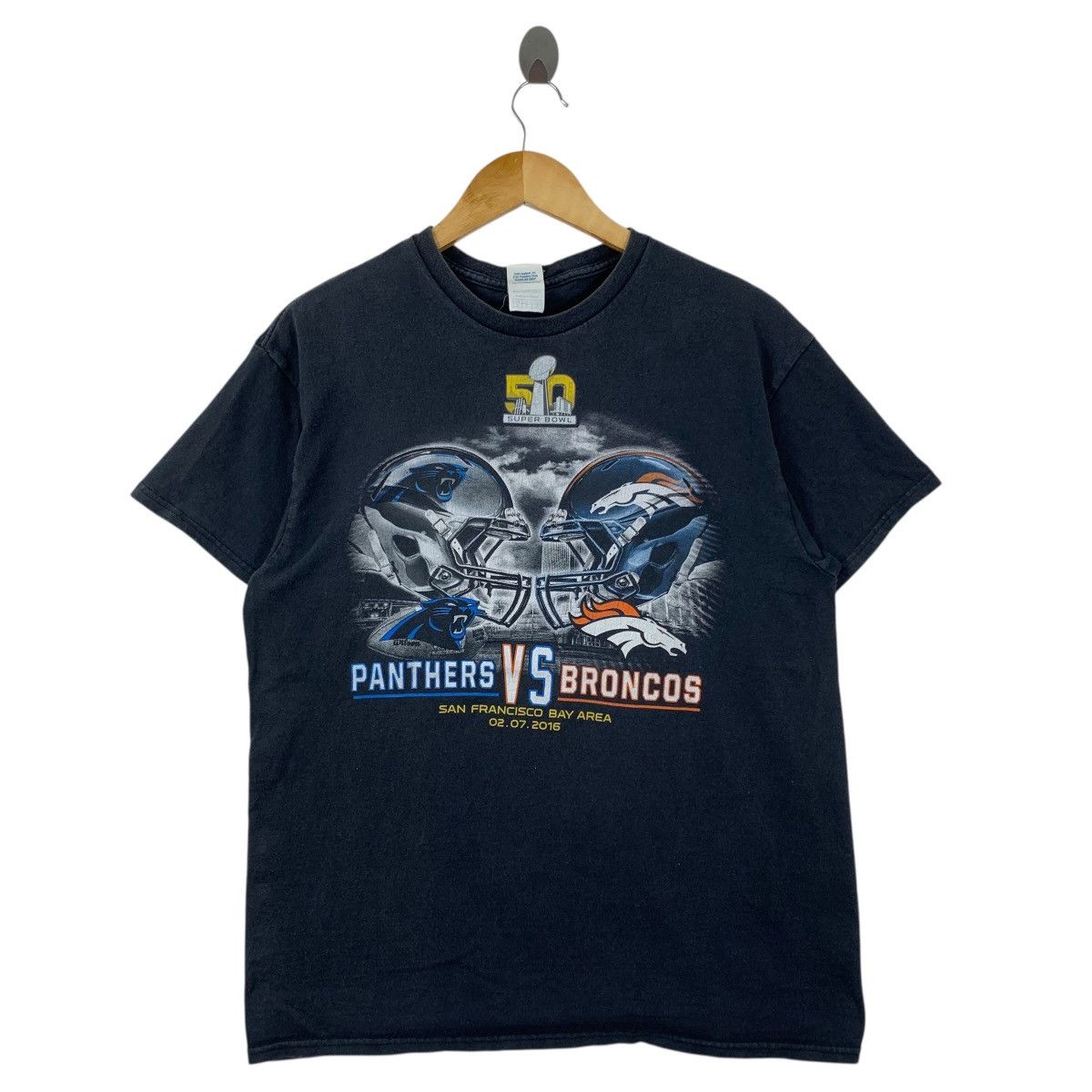 Vintage PANTHERS VS BRONCOS Super Bowl 50 NFL Football Usa Tshirt Size US L / EU 52-54 / 3 - 1 Thumbnail