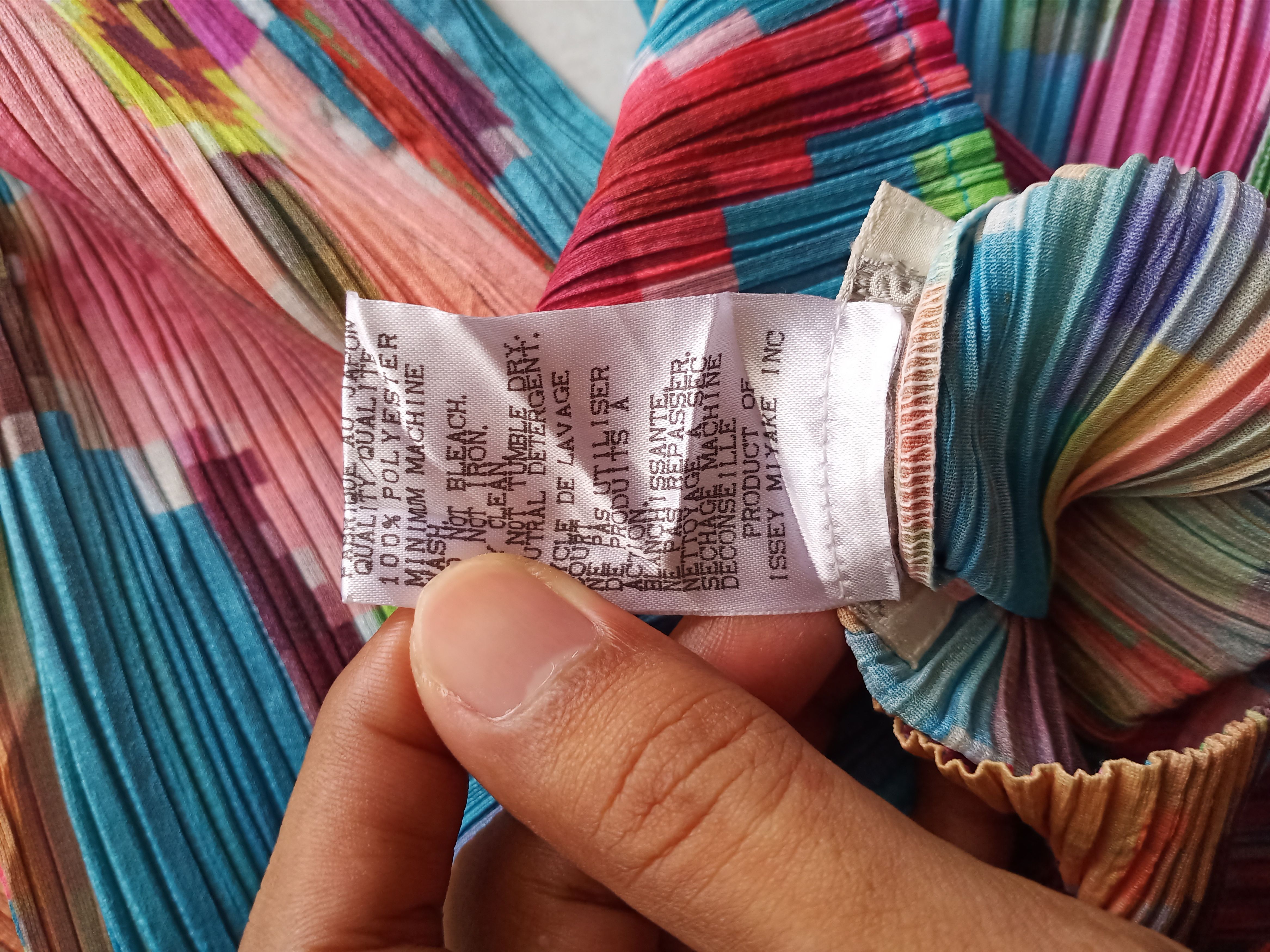 PLEATS PLEASE 2007 Rainbow Logo Top