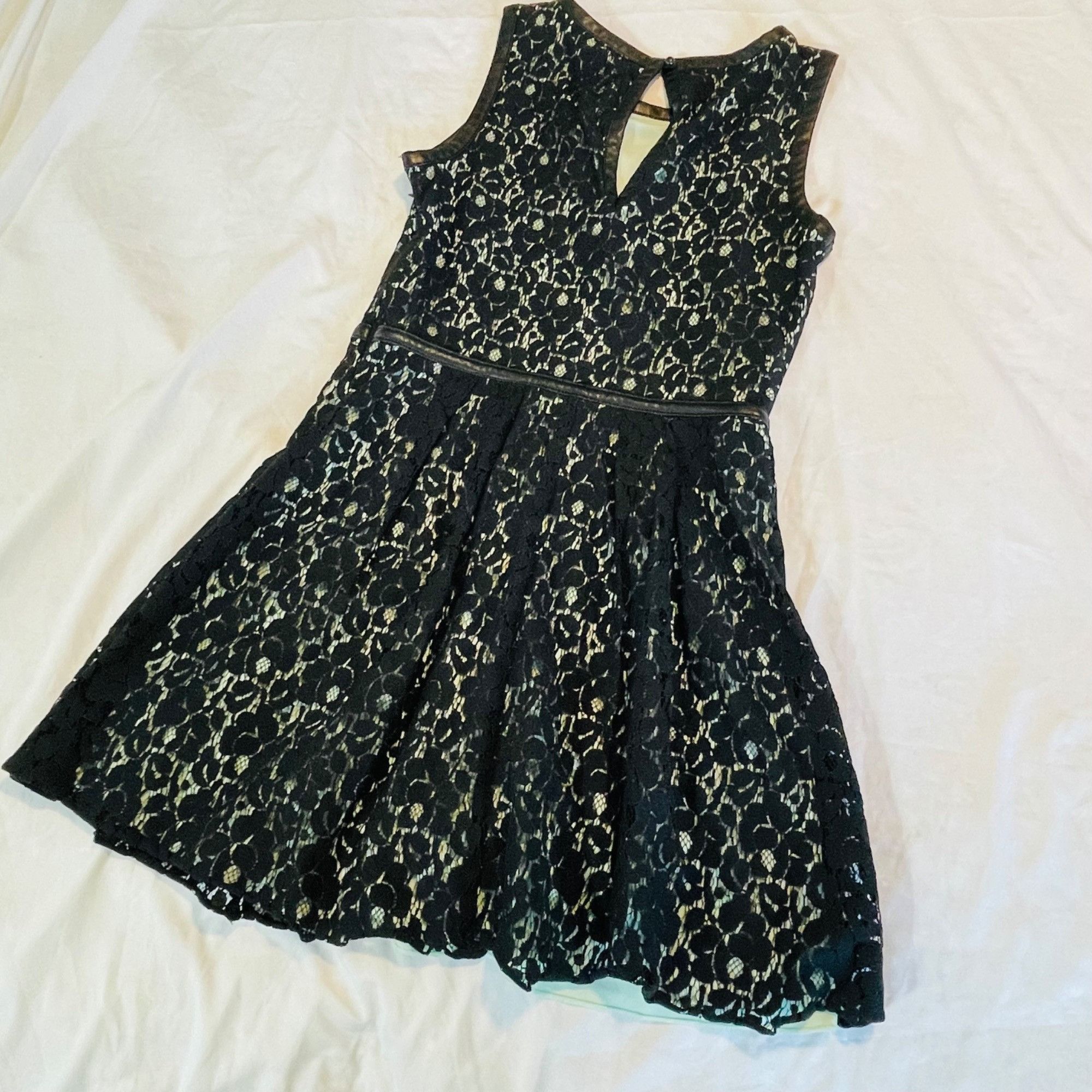 Other Black Lace Size 7 Sleeveless Dress Fit Flare Back Keyhole Gr Size M / US 6-8 / IT 42-44 - 4 Thumbnail