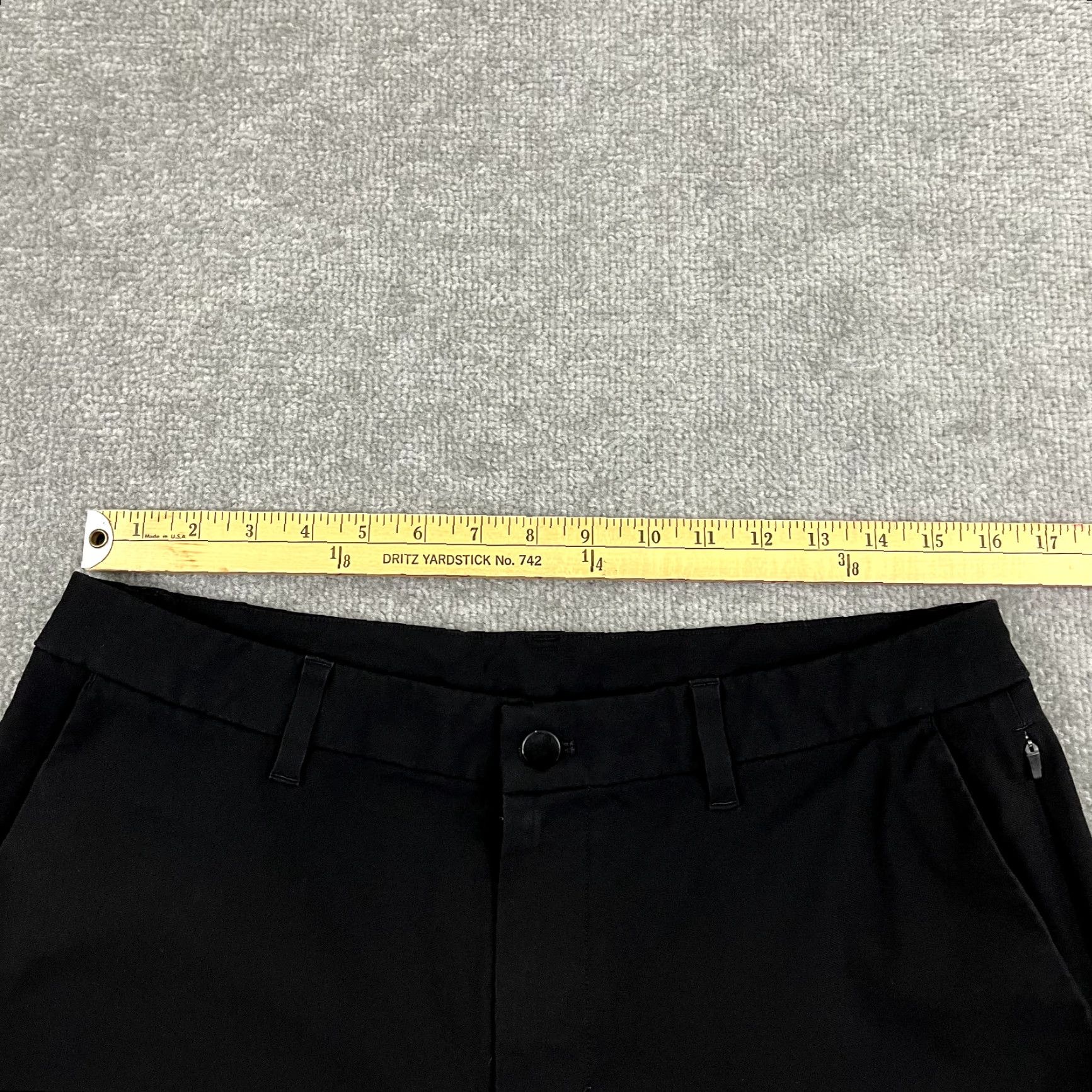Lululemon Lululemon Shorts Mens 32 Black Chino Golf Performance Sport 10" Inseam 5-Pocket Flat Front Logo Zipper Polyester Breathable Size US 32 / EU 48 - 5 Thumbnail
