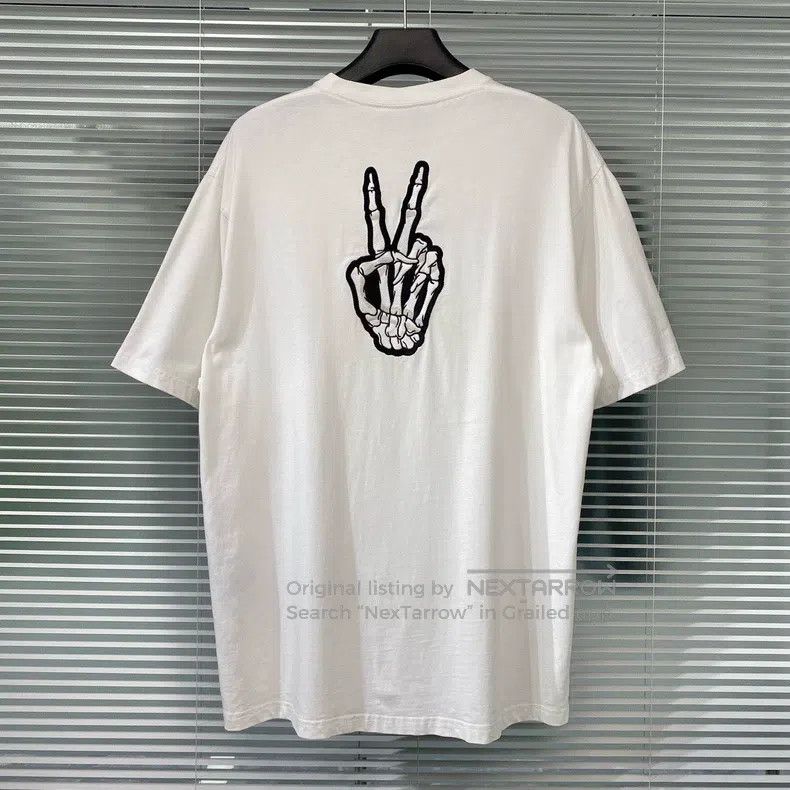 Balenciaga Balenciaga Short-sleeve T-shirt dissolve smile risk victor Size US M / EU 48-50 / 2 - 2 Thumbnail