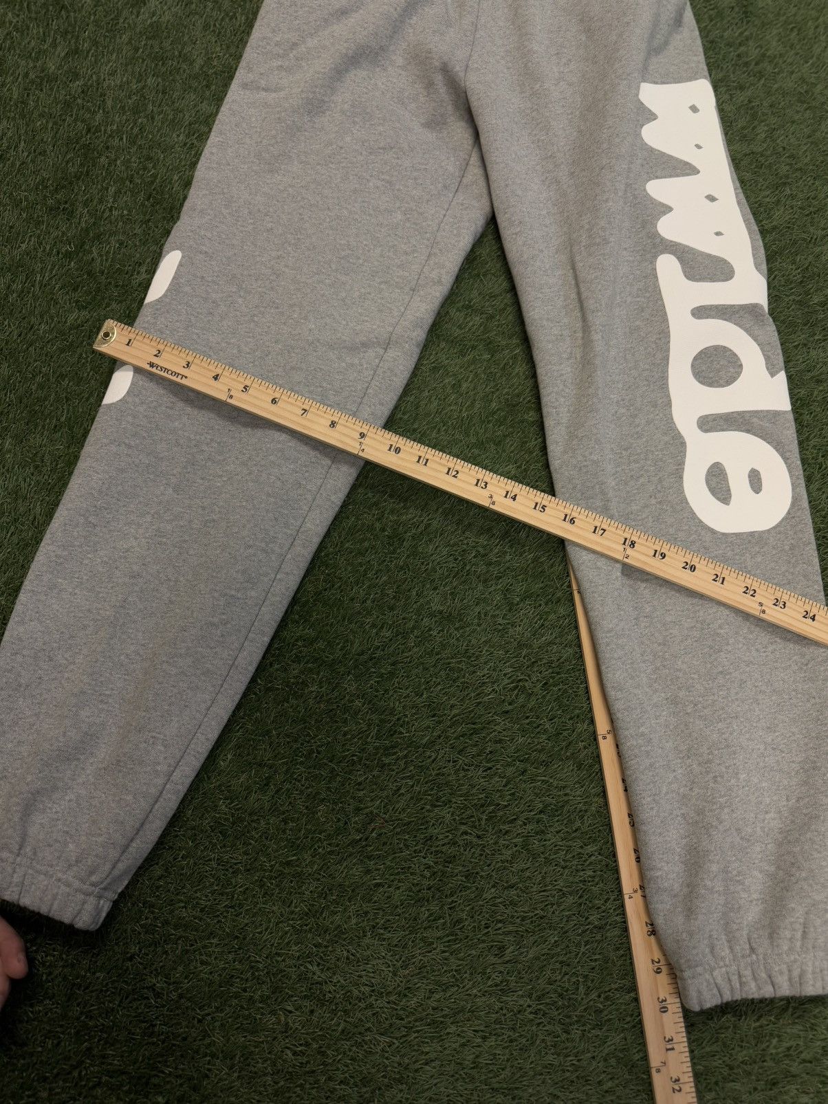 Sp5der Sp5der Worldwide Grey Beluga Size XS (NEW) Size US 28 / EU 44 - 11 Thumbnail
