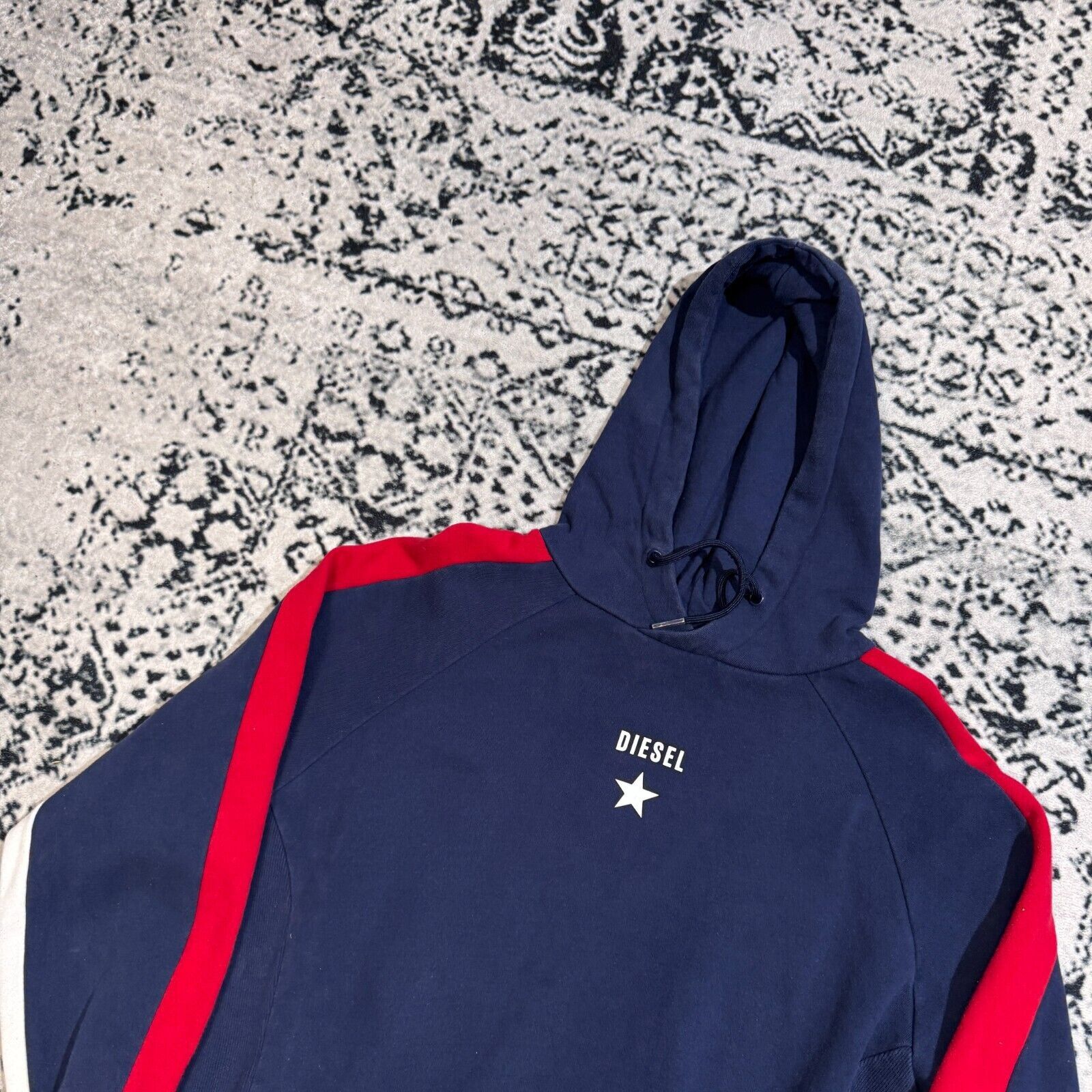 Diesel × Vintage Vintage Diesel Unisex Navy Red White Cotton Hoodie Size Boxy Size US M / EU 48-50 / 2 - 6 Thumbnail