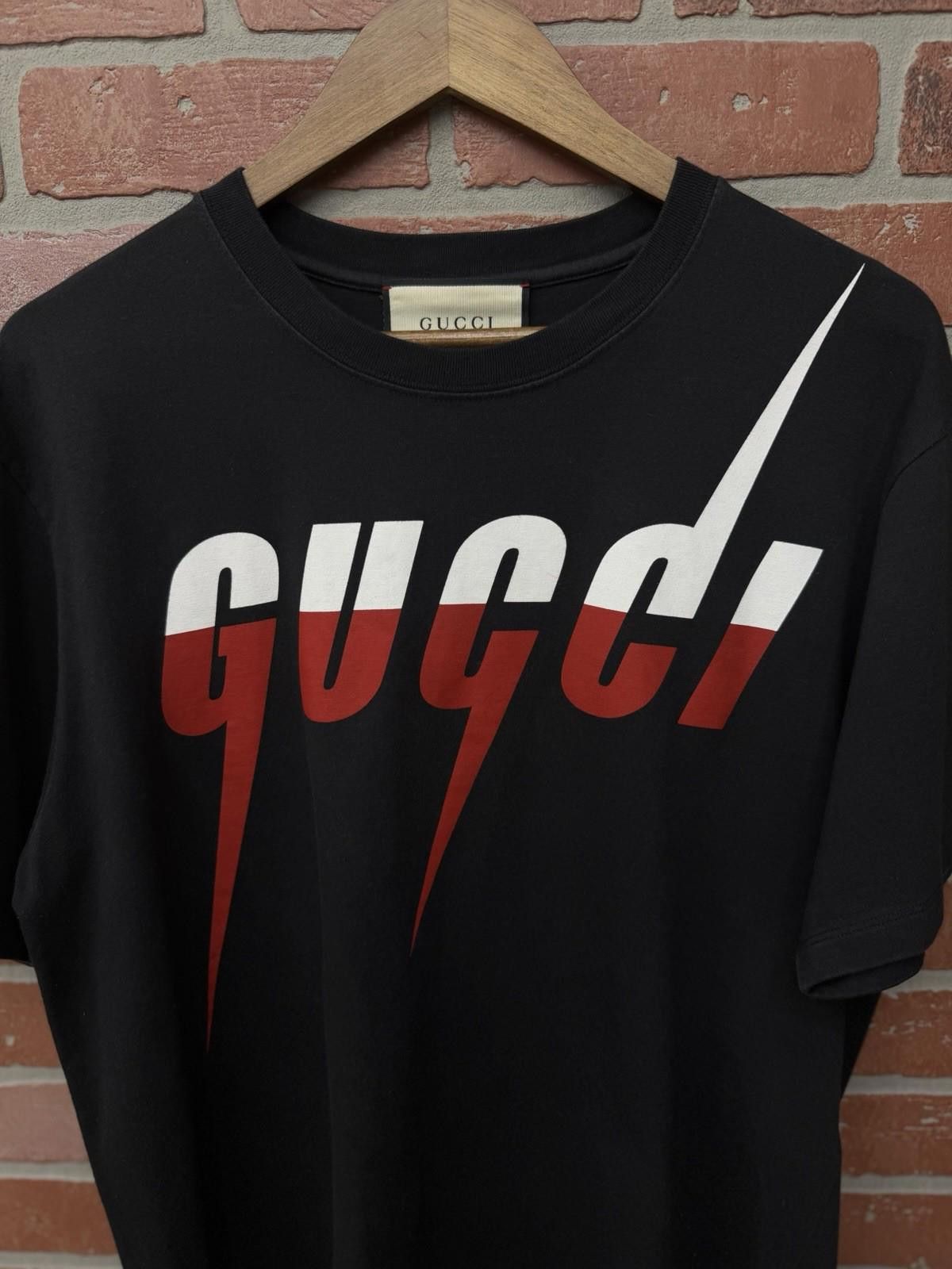 Gucci Gucci Graphic T Shirt Red White Lightning Bolt Black Medium Size US M / EU 48-50 / 2 - 4 Thumbnail
