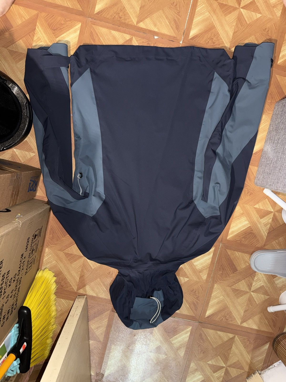 Other Quechua Decathalon Mens Blue Rain Jacket waterproof Size US M / EU 48-50 / 2 - 2 Thumbnail