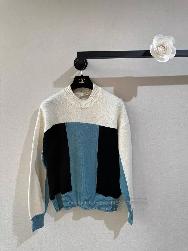 Hermes Hermes black, white, and blue goat cashmere sweater Size XXS / US 00 / IT 34 - 1 Thumbnail
