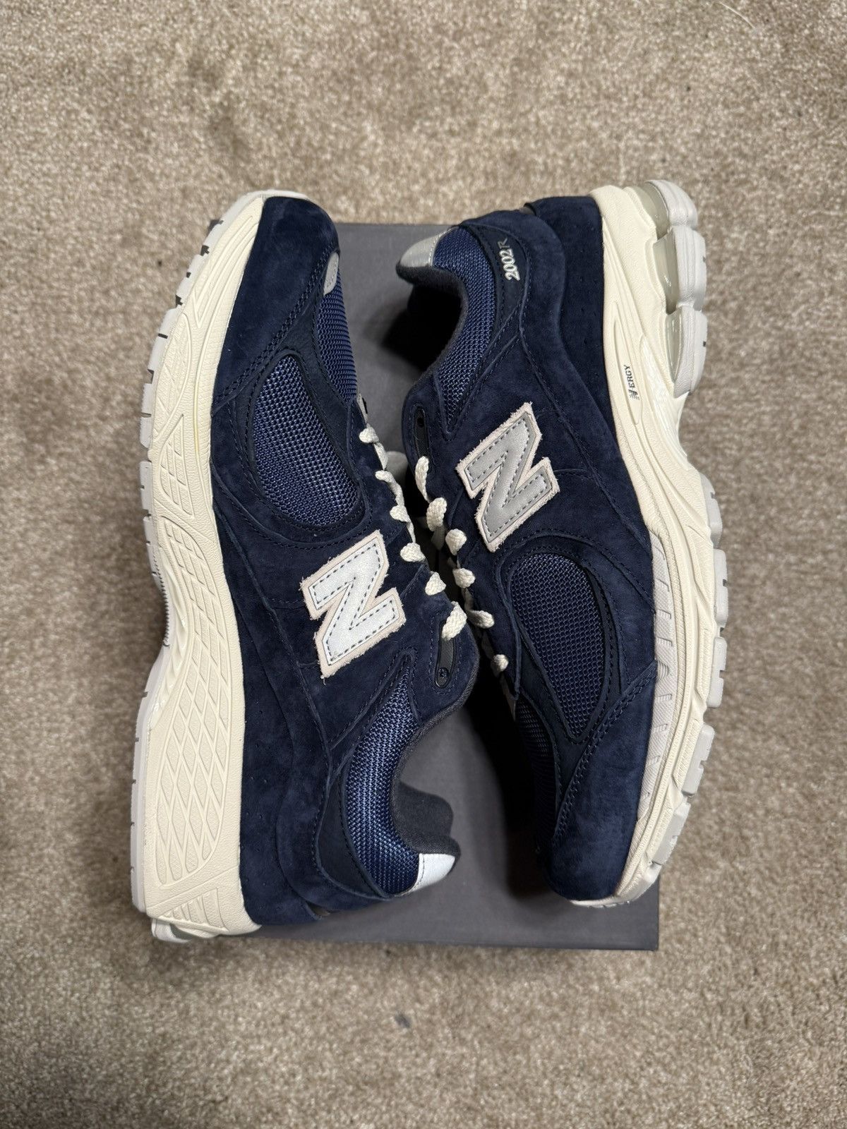 New Balance New Balance 2002R “Navy Grey” Size US 10 / EU 43 - 4 Thumbnail
