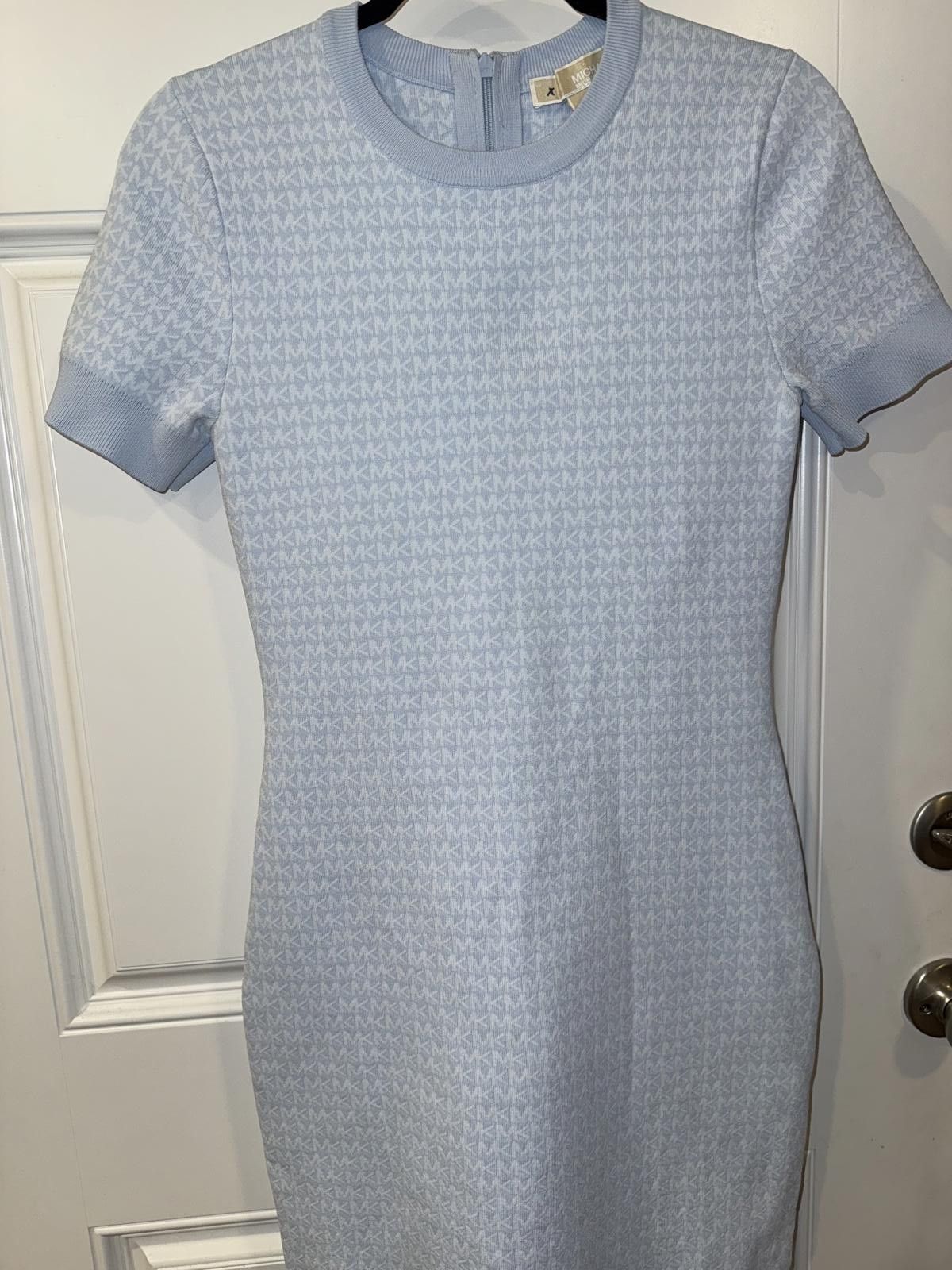 Michael Kors Michael Kors Sweater Dress Short Sleeve Blue Women's Size M / US 6-8 / IT 42-44 - 1 Thumbnail