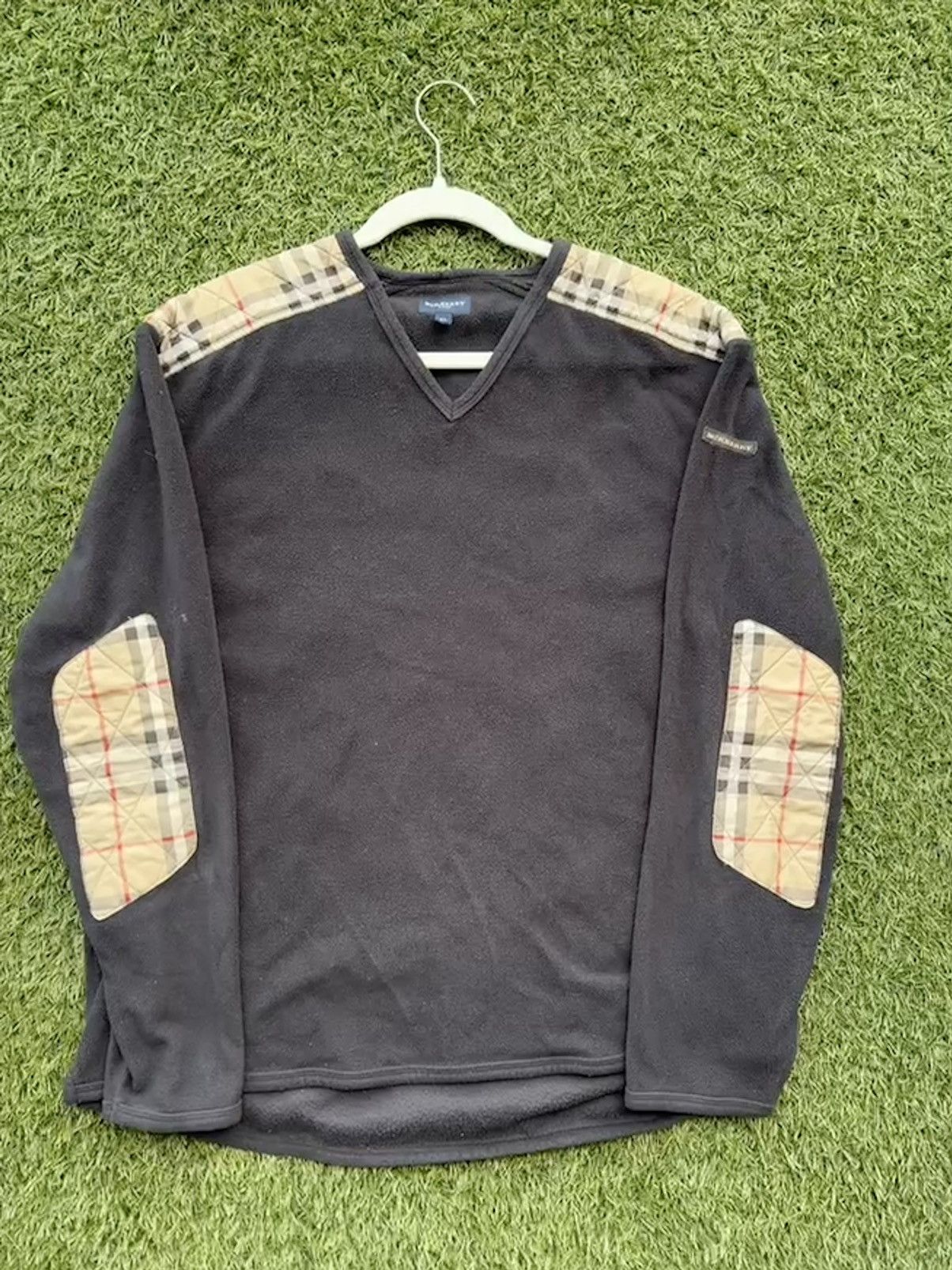 image of Burberry Golf Crewneck Nova Check in Black, Men's (Size XL)