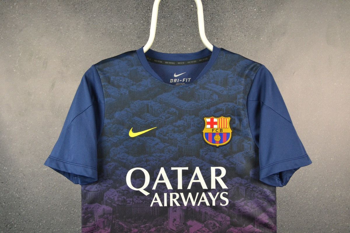 Nike Barcelona Training Football Shirt Nike Soccer Jersey Small Size US S / EU 44-46 / 1 - 3 Thumbnail