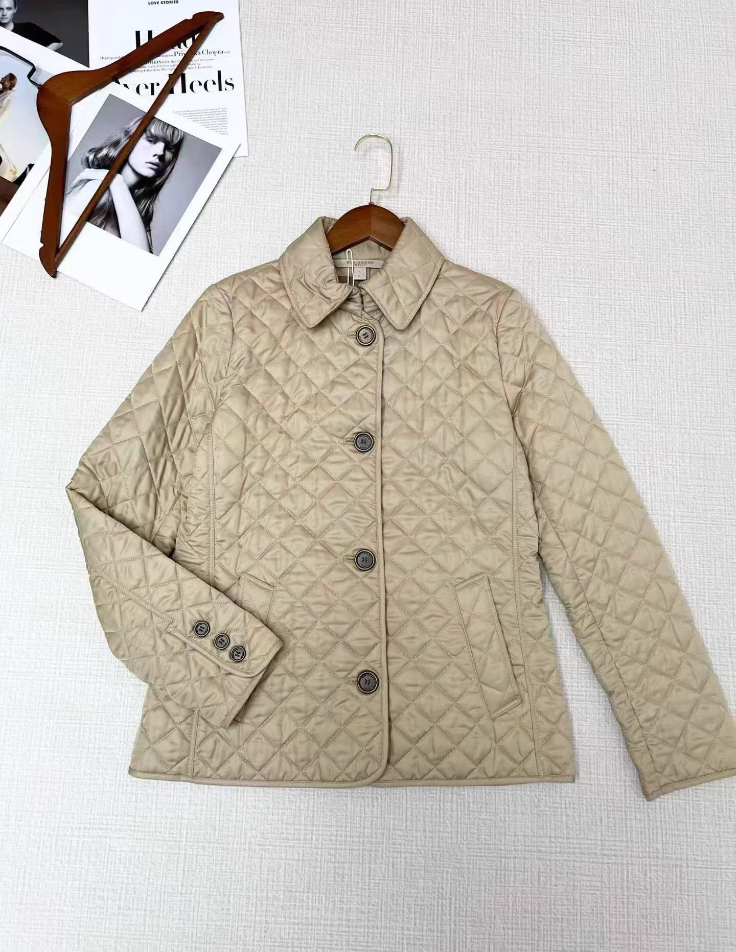 Burberry Burberry Women's S Cotton Puffer Jacket Size S / US 4 / IT 40 - 2 Thumbnail