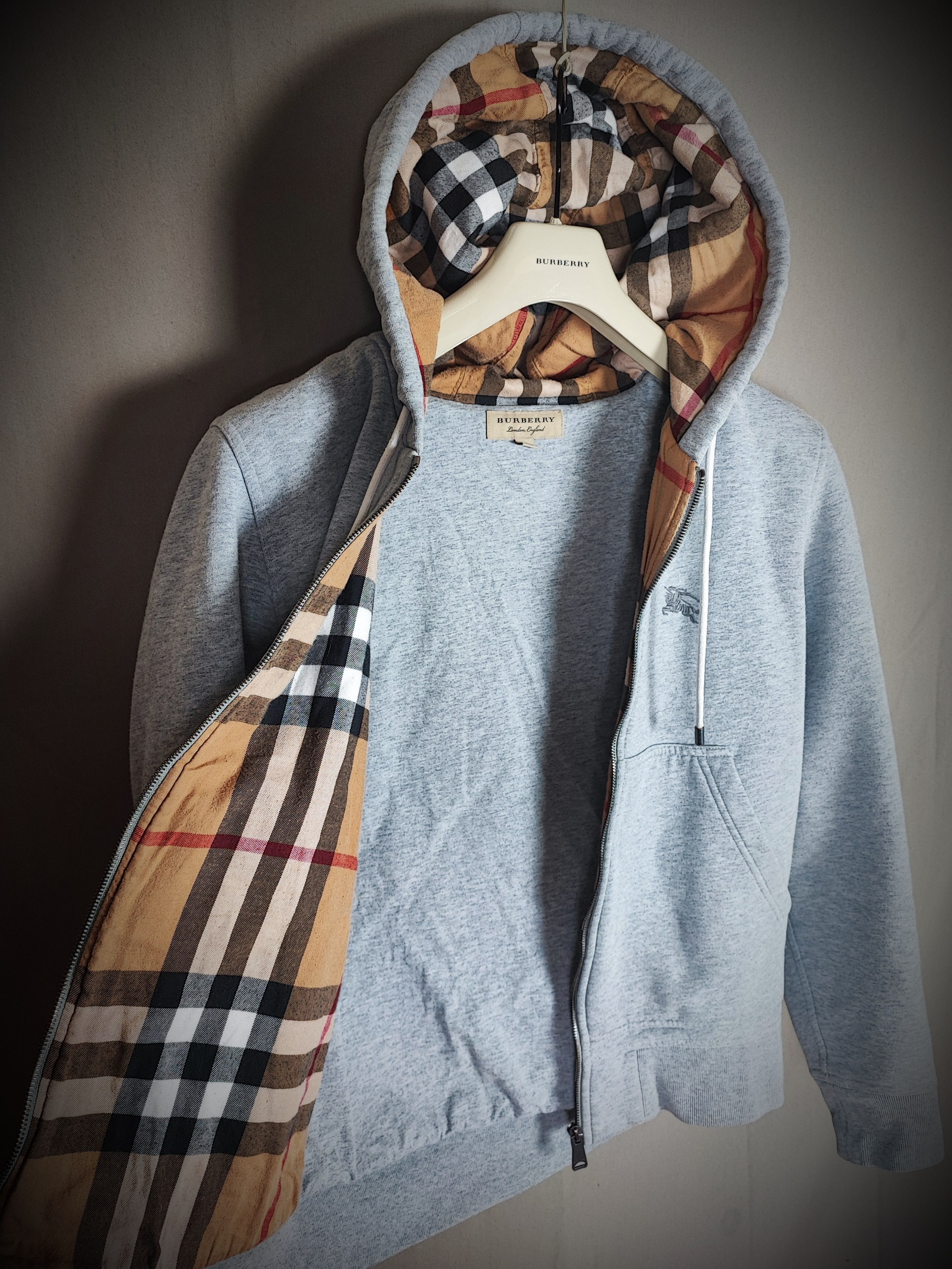 image of Burberry Hooded Vest S in Grey/Tan, Men's (Size Small)