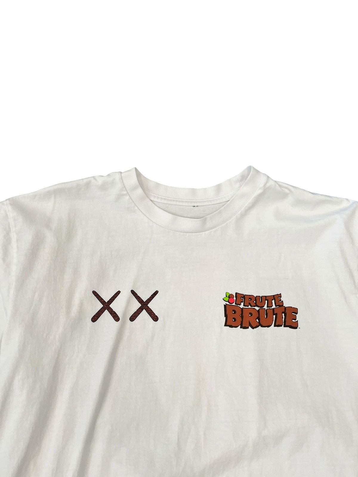 Kaws Kaws Frute Brute Tee Size US XL / EU 56 / 4 - 2 Thumbnail