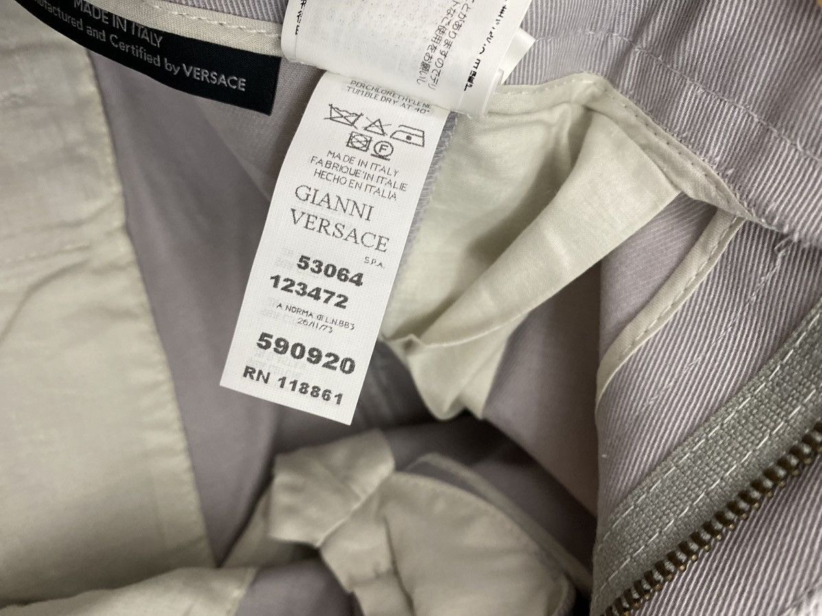 Versace Versace 🇮🇹 Smoke Purple Twill Brass Buckle Cargo Pants 50 NEW Size US 34 / EU 50 - 15 Thumbnail