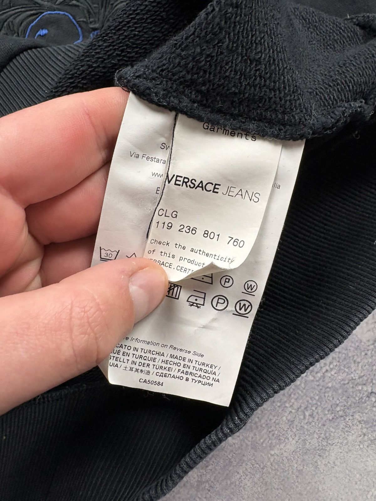 Versace VERSACE Hype Big EmbroideredLogo StreetwearLuxury Sweatshirt Size US L / EU 52-54 / 3 - 7 Thumbnail