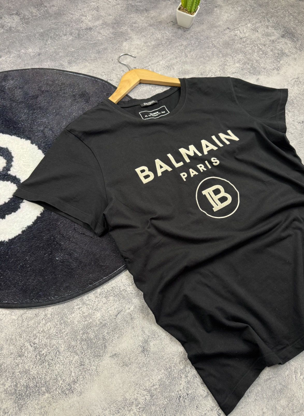 Balmain Balmain t-shirt Men Center Logo PARIS BLACK tee size XXL Size US XXL / EU 58 / 5 - 9 Thumbnail