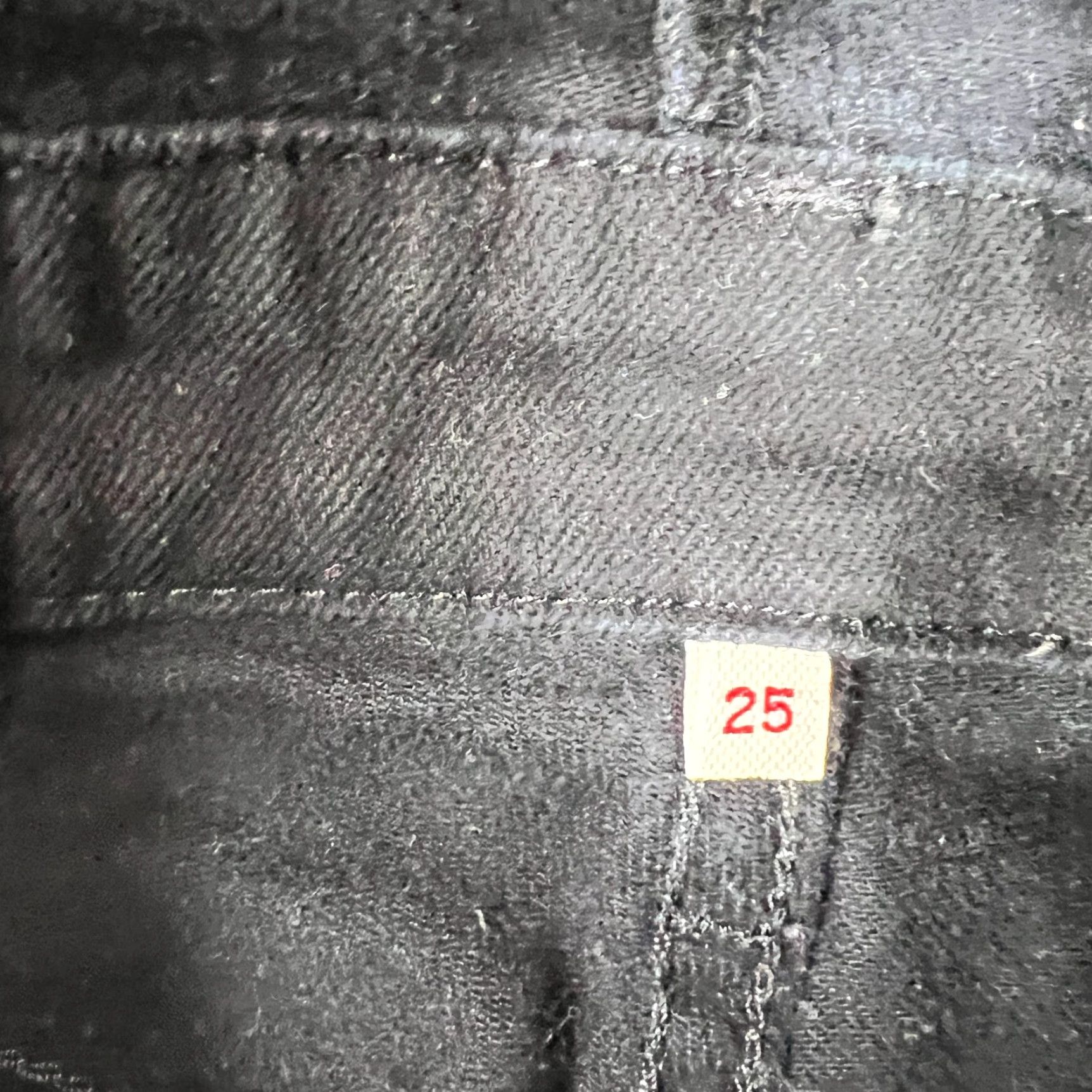 Levi's VINTAGE Levi's Black Denim Overalls High Waist Side Zipper Size 25 Womens Size 42" / US 20 - 6 Thumbnail