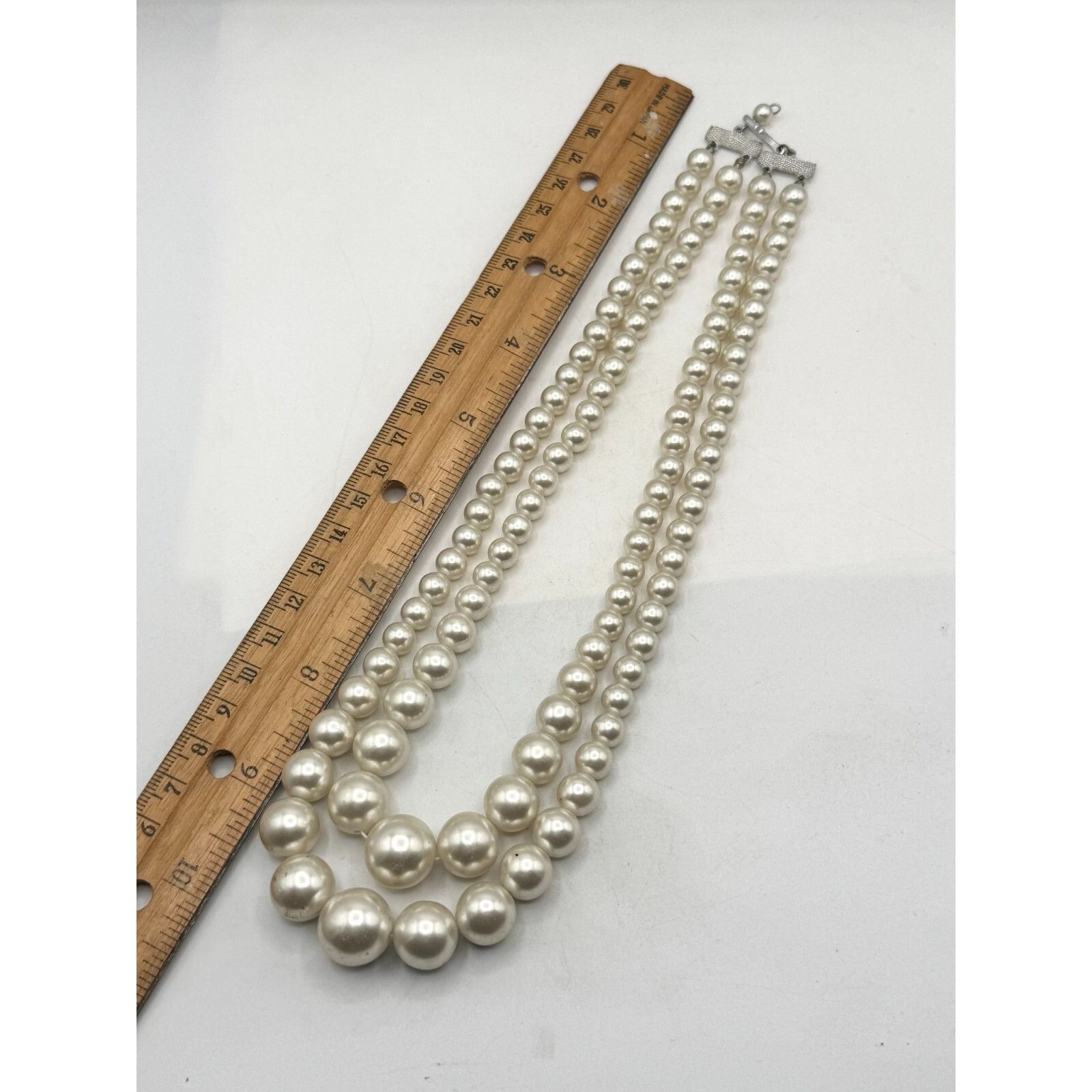 Vintage Vintage Japan Faux Pearl graduating beaded double strand nec Size ONE SIZE - 3 Thumbnail