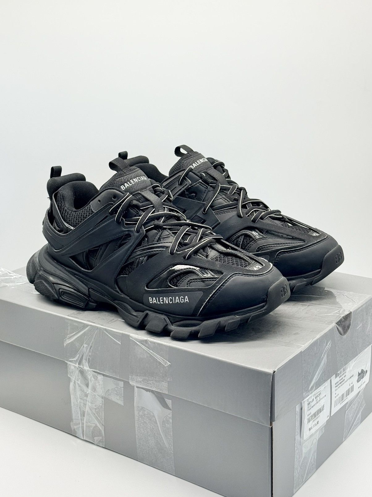 Balenciaga Size 10 - Balenciaga Track Triple Black Size US 10 / EU 43 - 1 Thumbnail