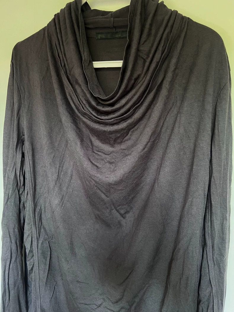 Julius JuliusLong Sleeve T-Shirt with Double Drape Pile Neck long Size US S / EU 44-46 / 1 - 4 Thumbnail