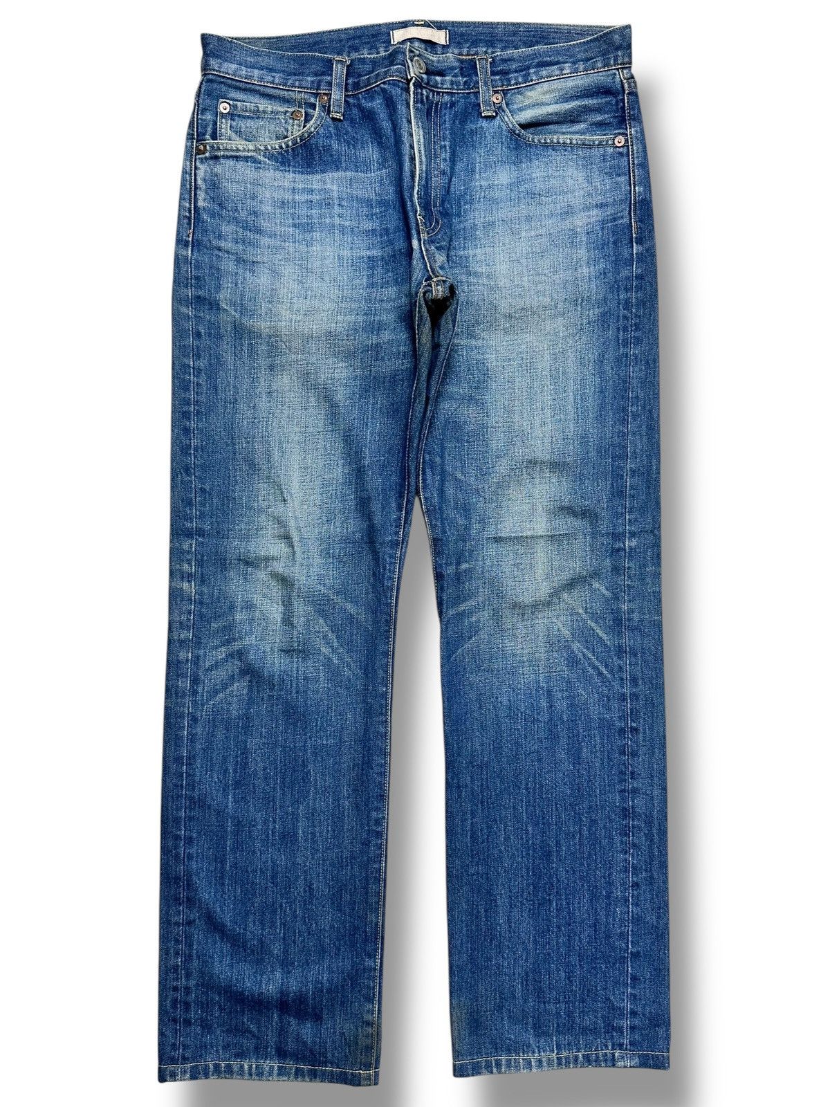 Uniqlo Uniqlo Regular Fit Denim Light fading and Wear Looks Size US 34 / EU 50 - 1 Thumbnail